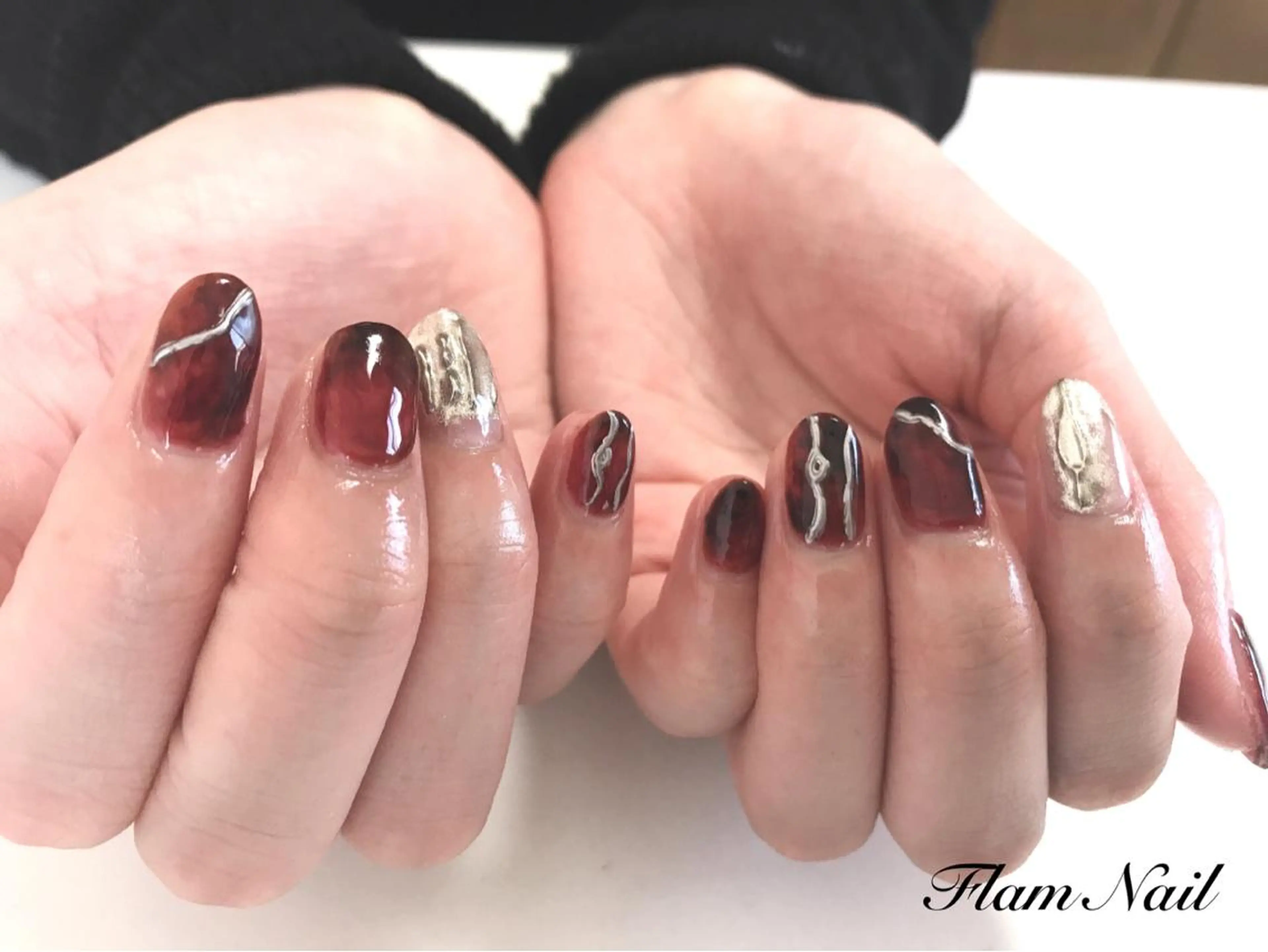ネイル ミラーネイル ニュアンスネイル Flam Nailのネイルデザイン