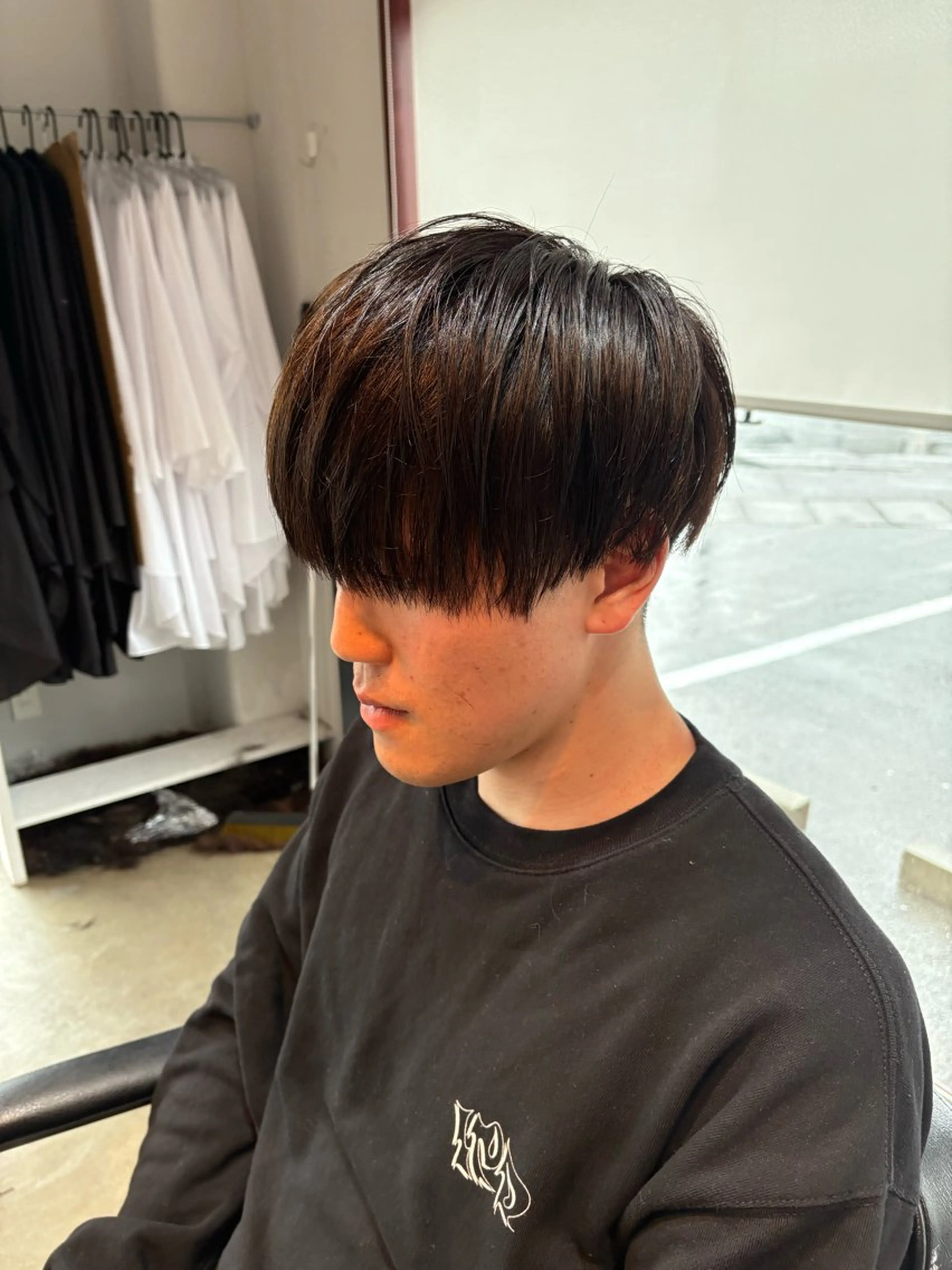 メンズ マッシュ カット GISELA サリナのヘアスタイル