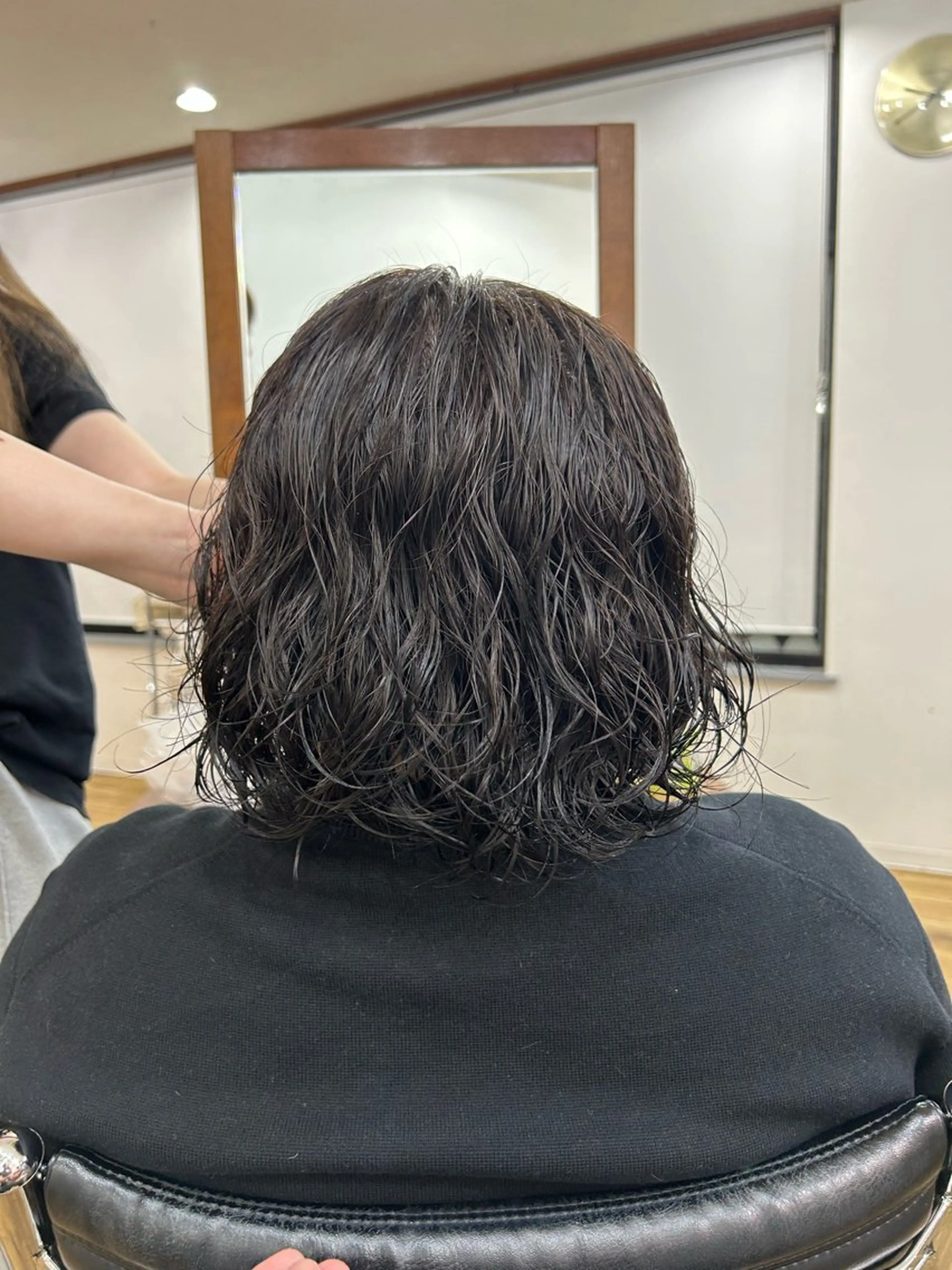 パーマ 進 信義のヘアスタイル