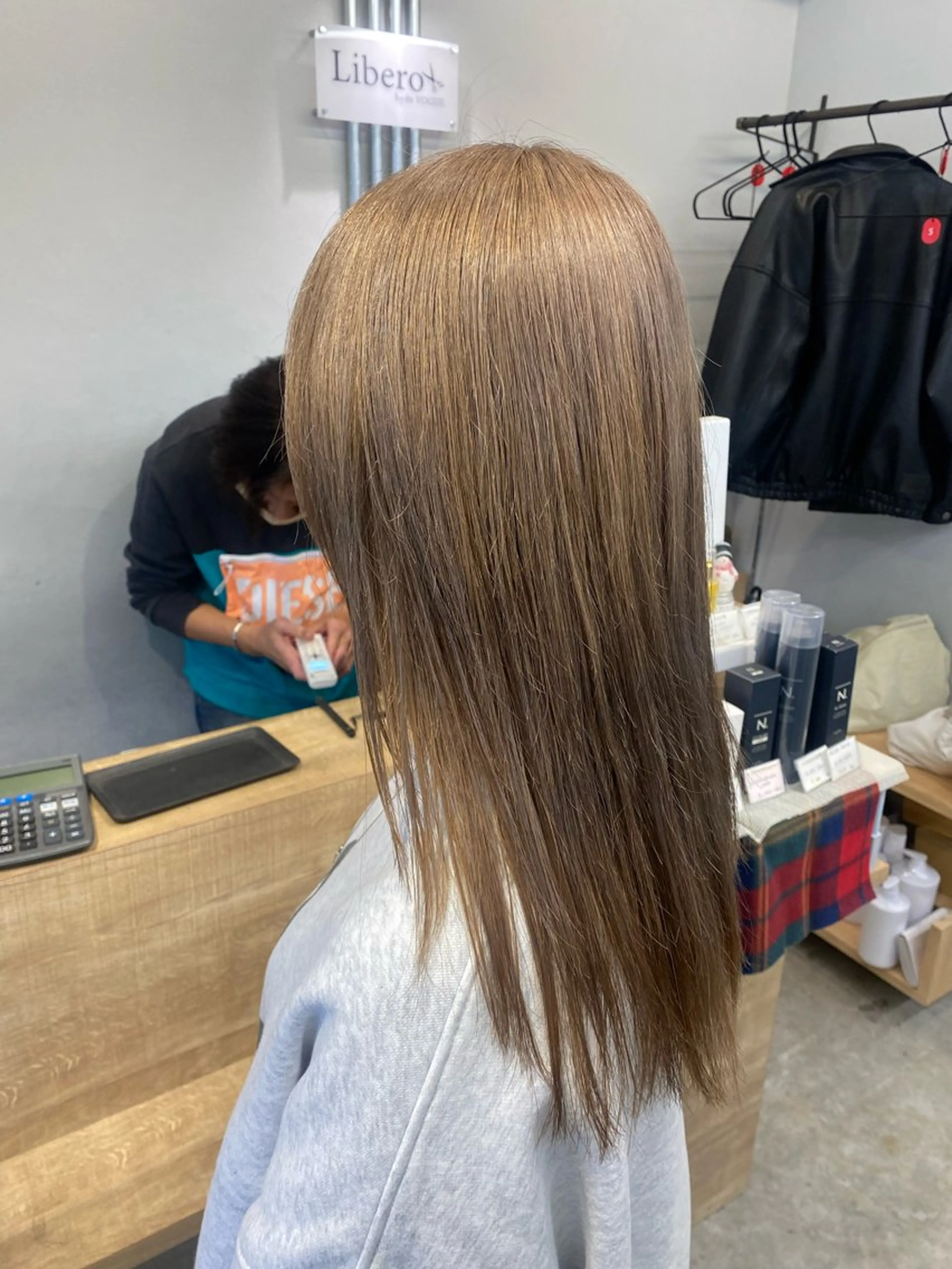 セミロング カラー 🐾Libero🐾 柏　KONOMIのヘアスタイル