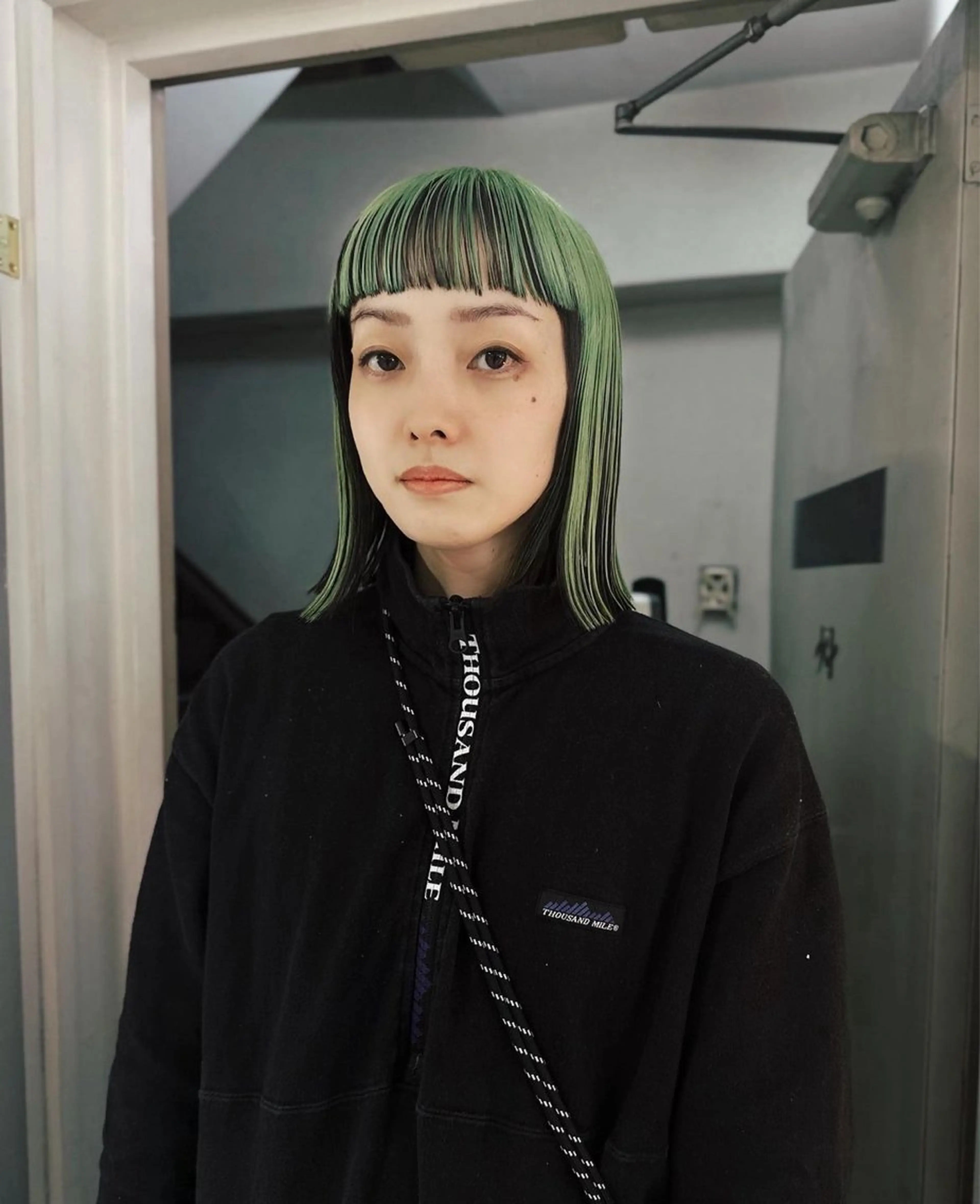 ミディアム カラー ヘアカラー トリートメント 楪 yuzuriha所属・Saaya/レイヤー /ブリーチ/ブロンドのヘアスタイル