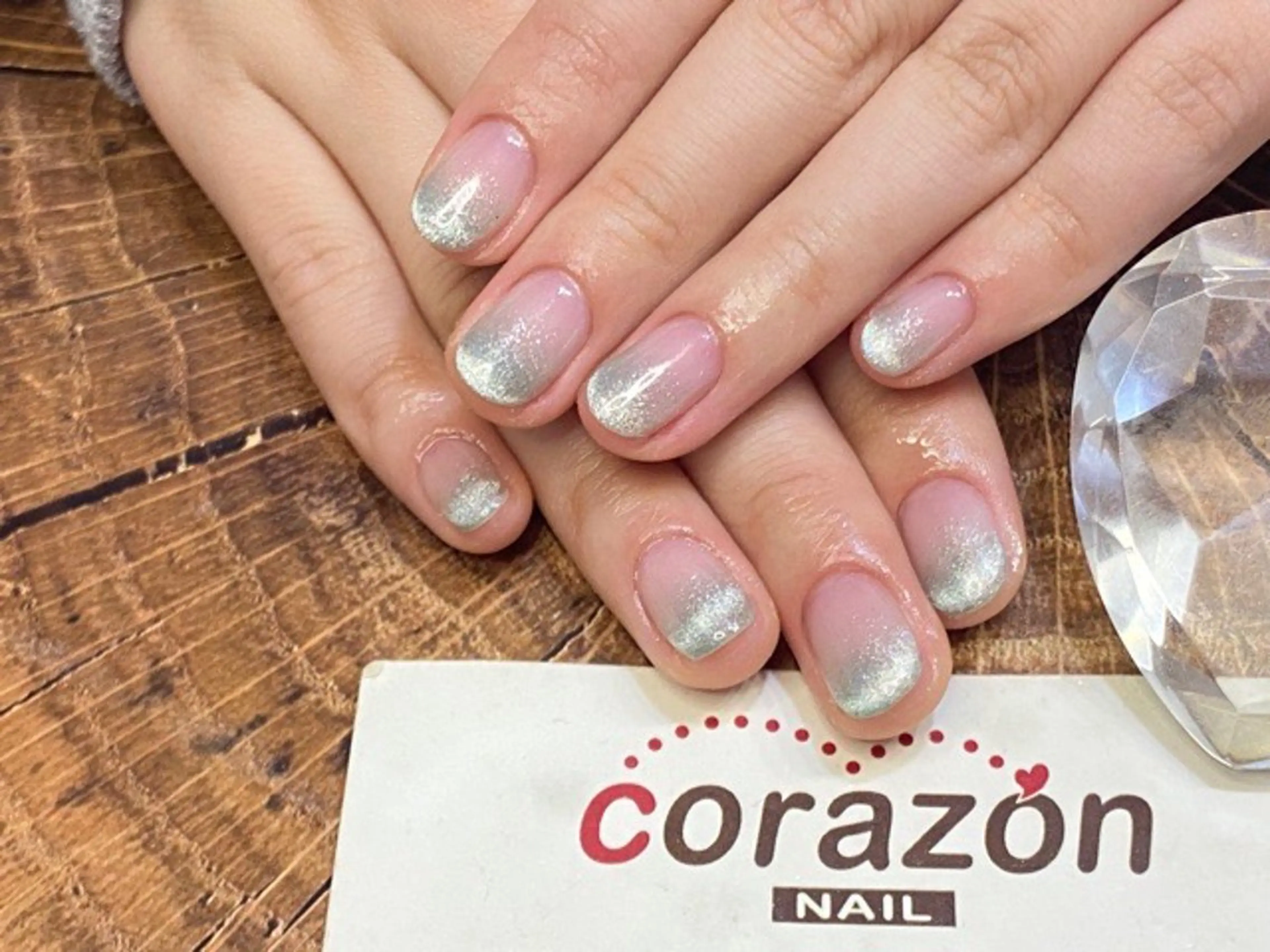 ネイル ジェルネイル グラデーション マグネットネイル ハンドネイル corazon所属・ネイリスト aicoのネイルデザイン