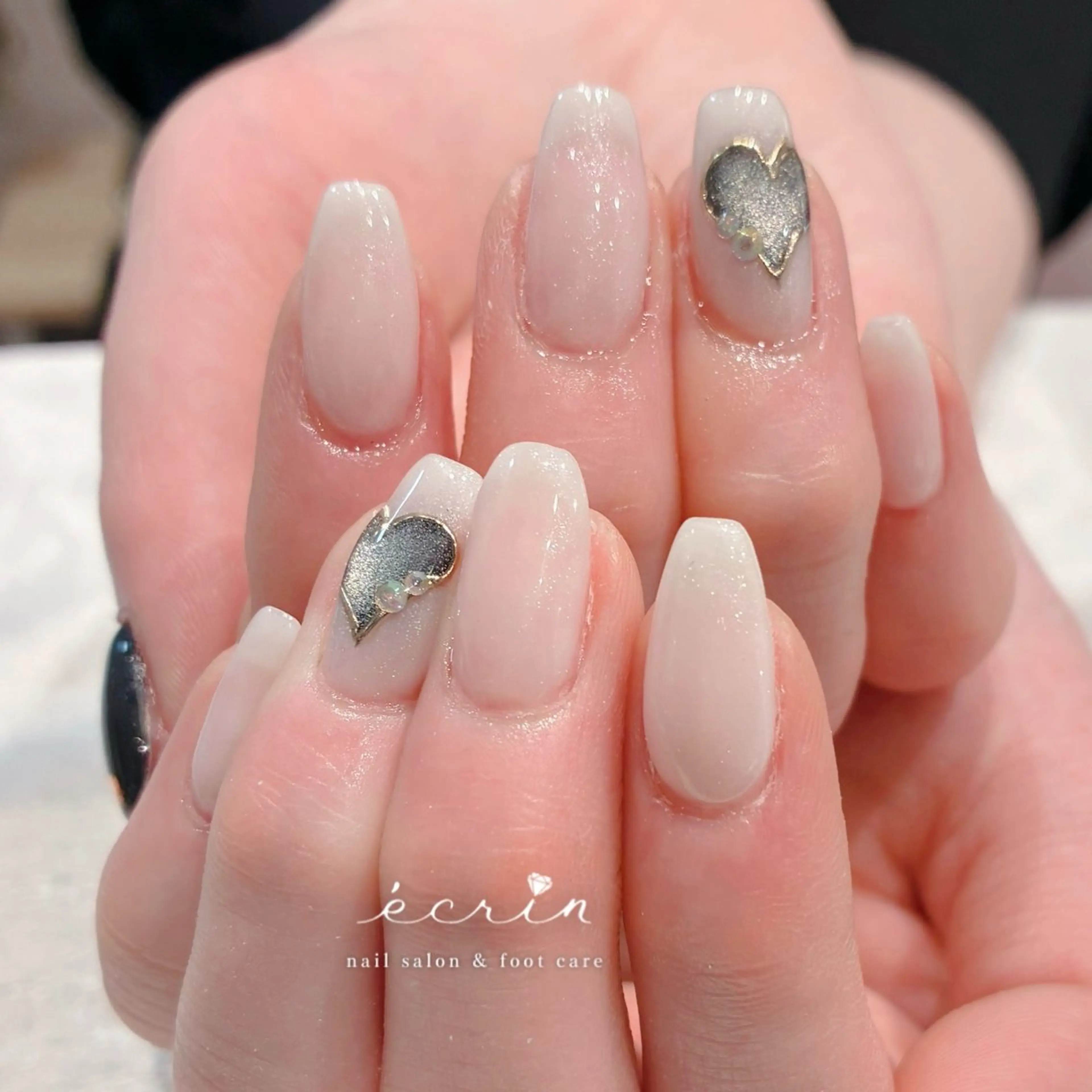 ネイル ecrin kana🌺のネイルデザイン