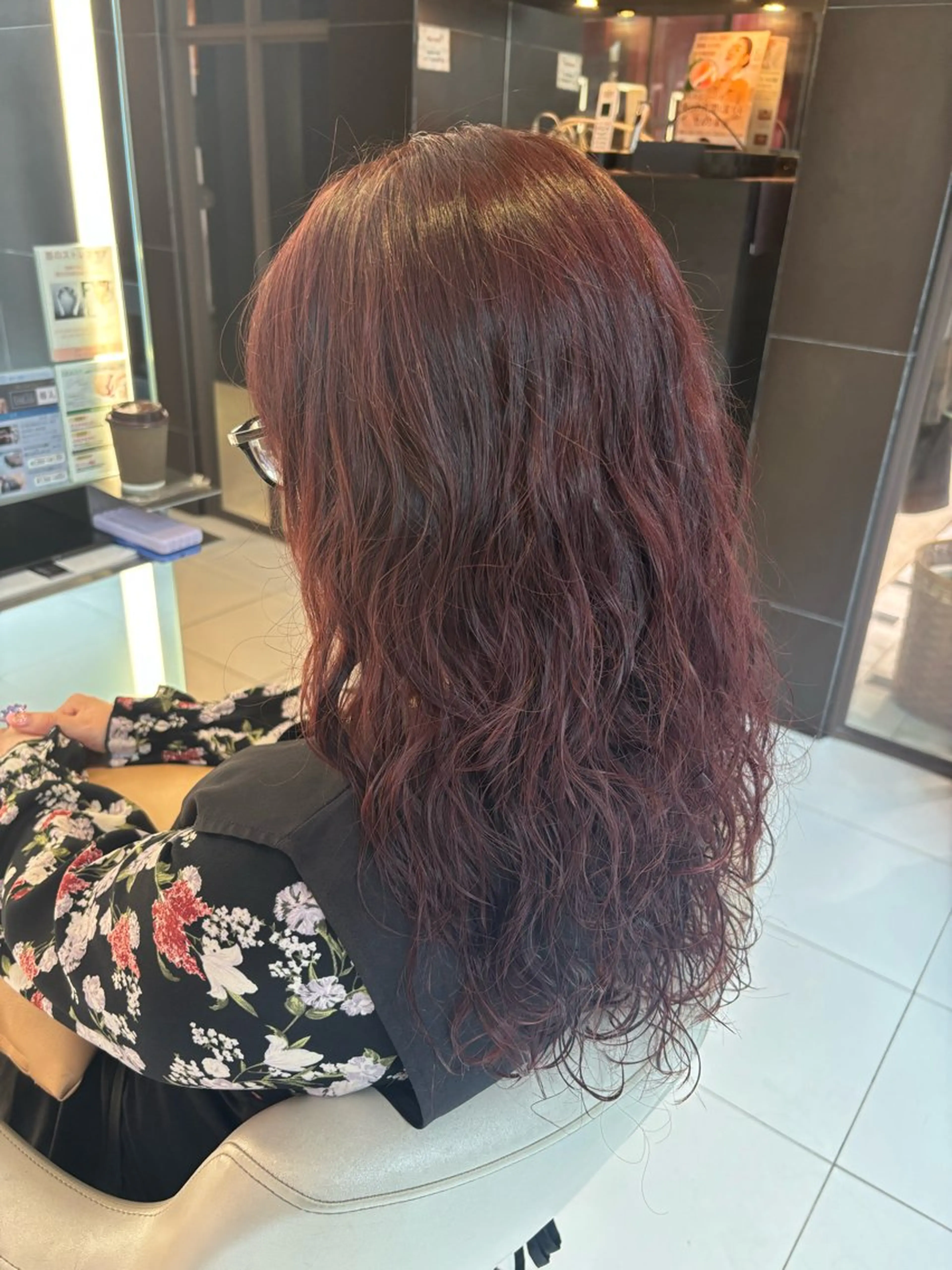 ロング カラー luludi  by  aphrodite所属・APHRODITE 銀座/高橋 洸太のヘアスタイル