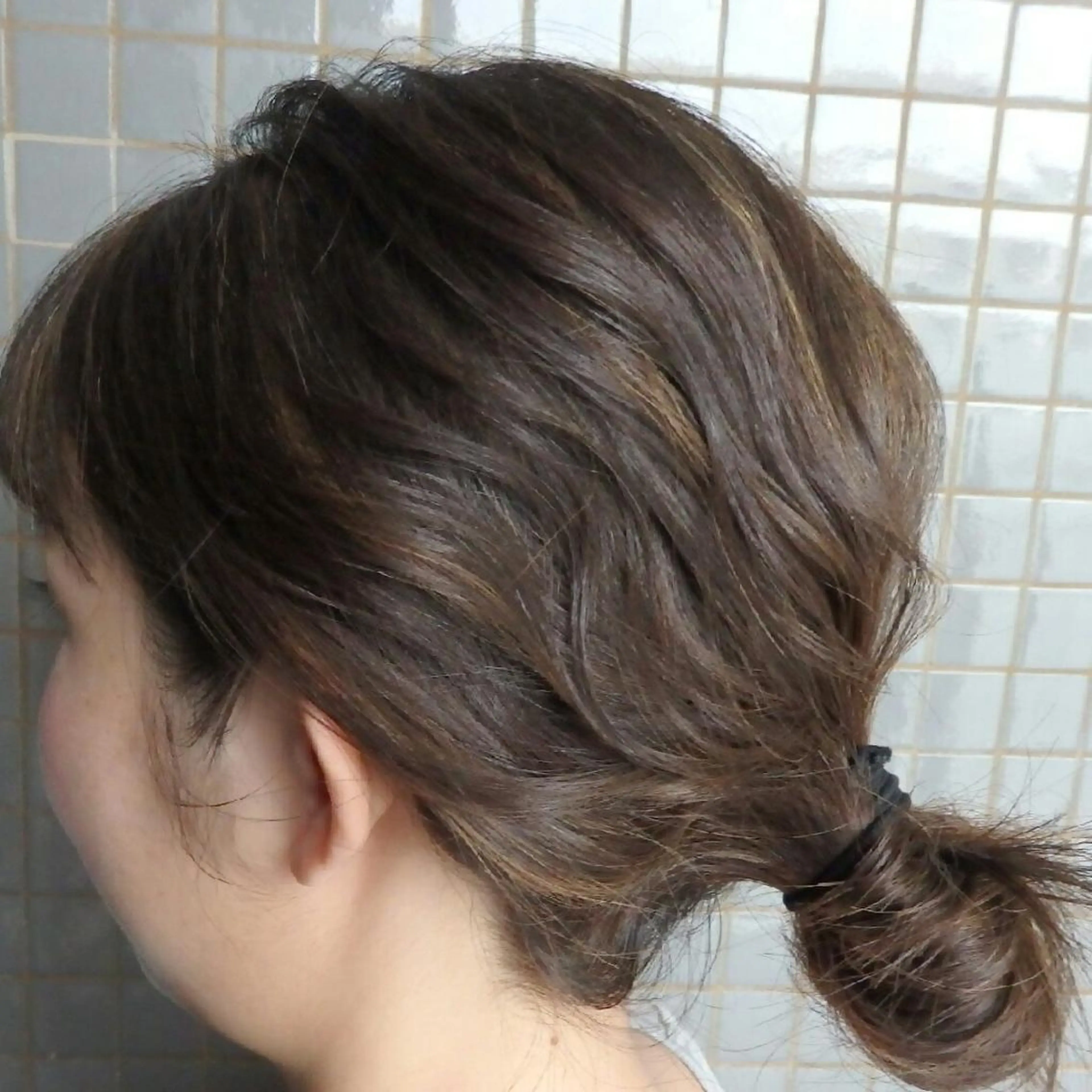 ヘアアレンジ カラー ミディアム セミロング パーマ iplus まつげ、眉毛、耳つぼのマツエク・マツパデザイン