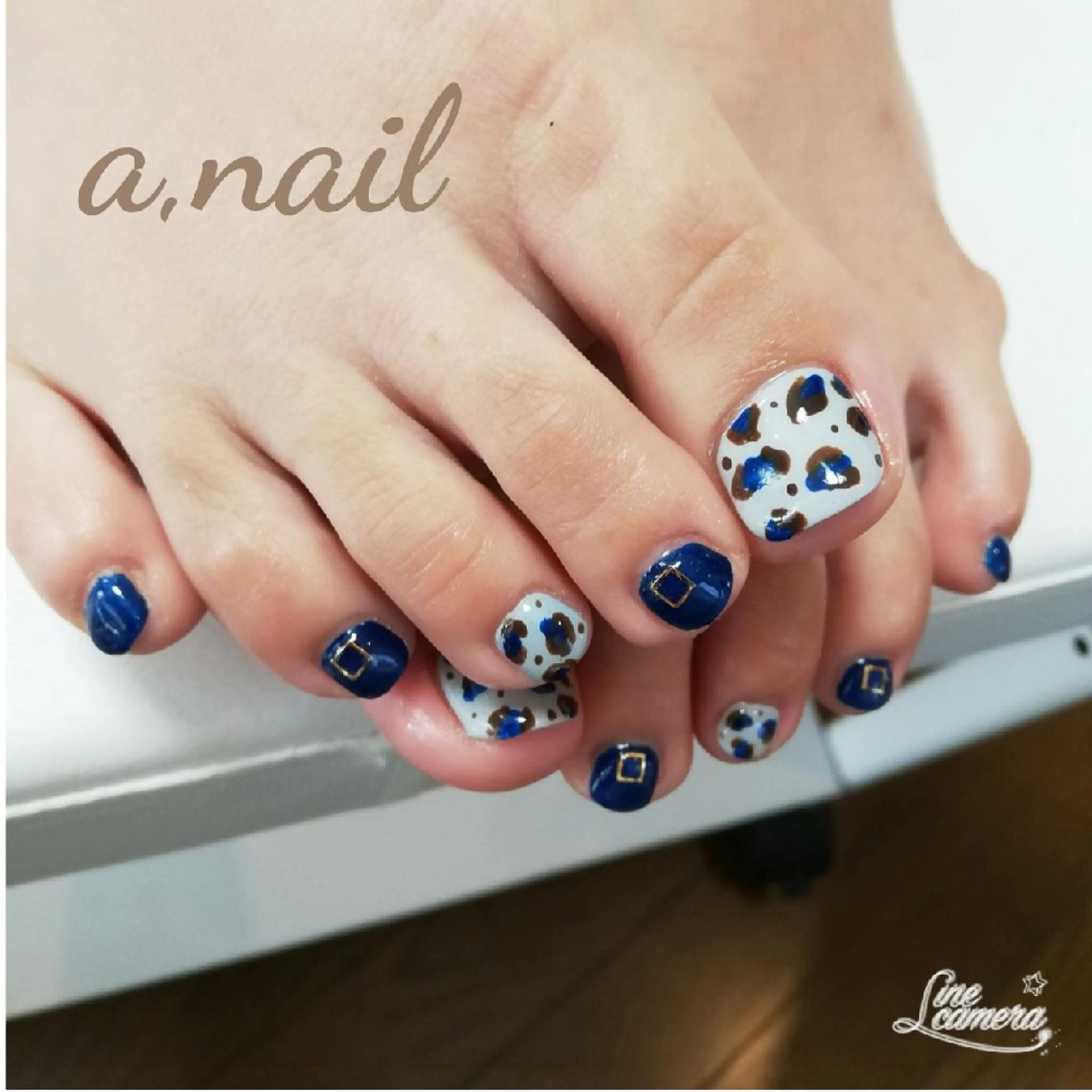 ネイル ストーンネイル フットネイル ネイルサロン エーネイルのネイルデザイン