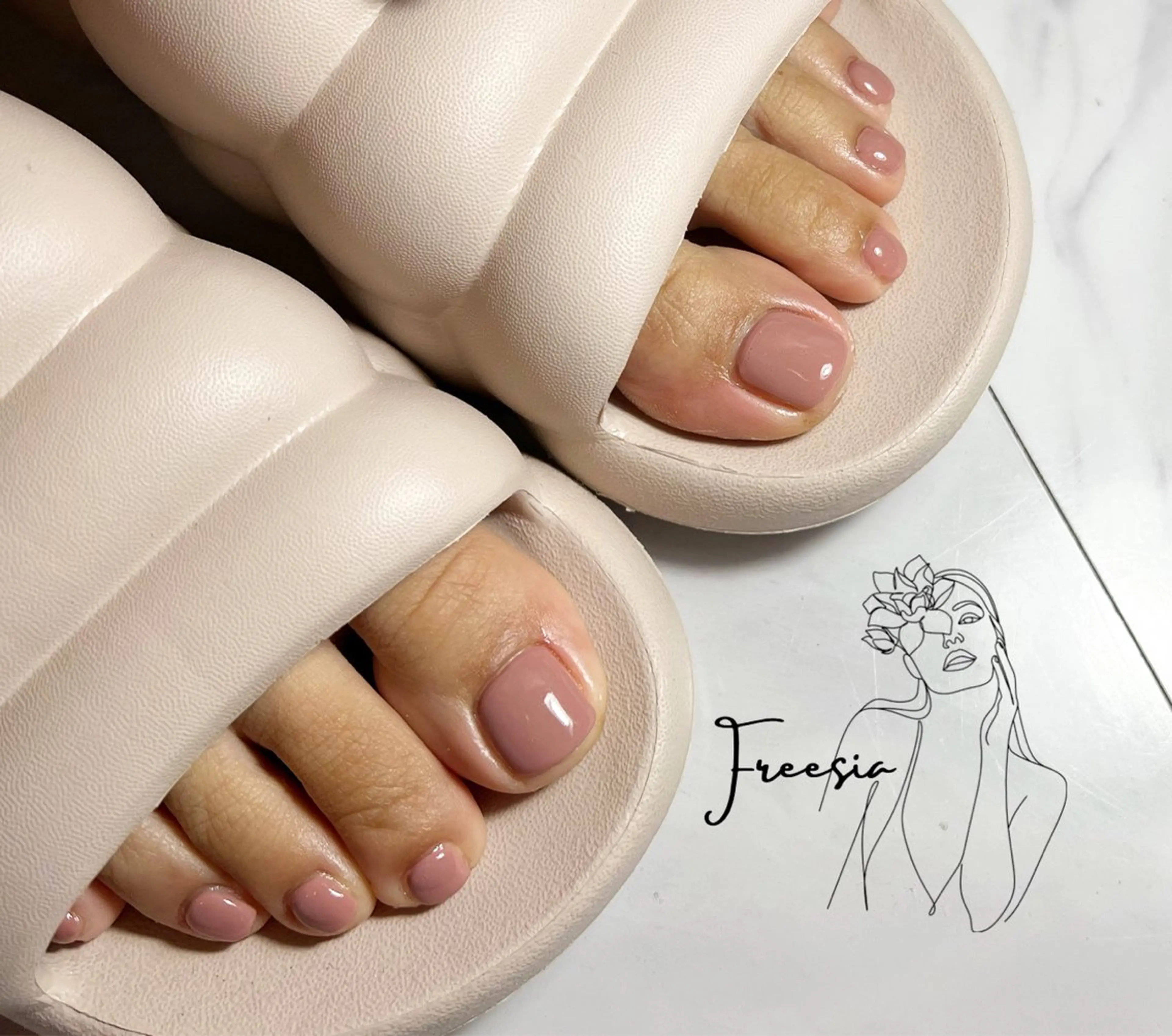 ◆<オフ無し>ワンカラー￥7700の写真