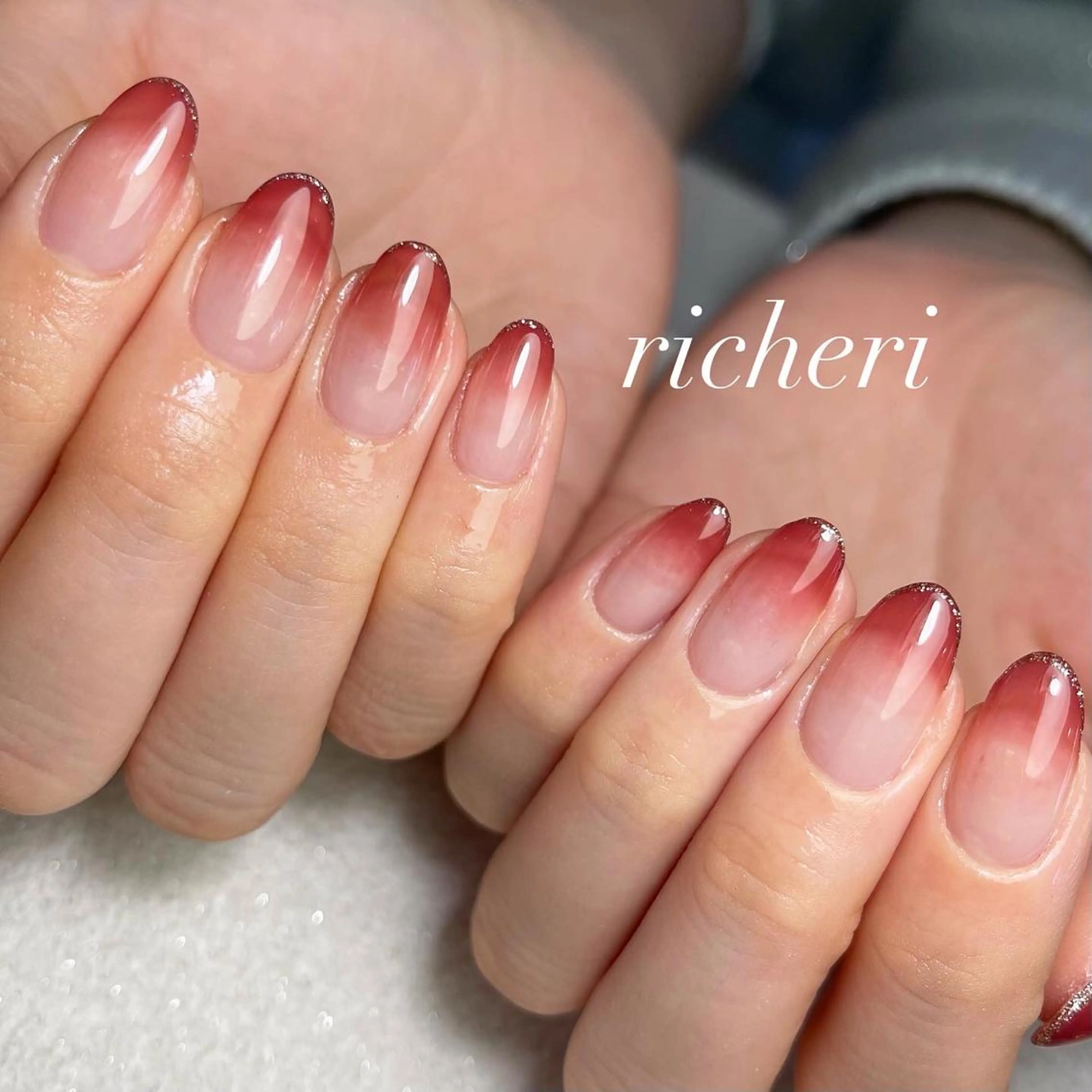 ミディアム ネイル 韓国風ヘア アートネイル フレンチネイル ジェルネイル ガラスフレンチ richeri beautyのエステ・リラクイメージ