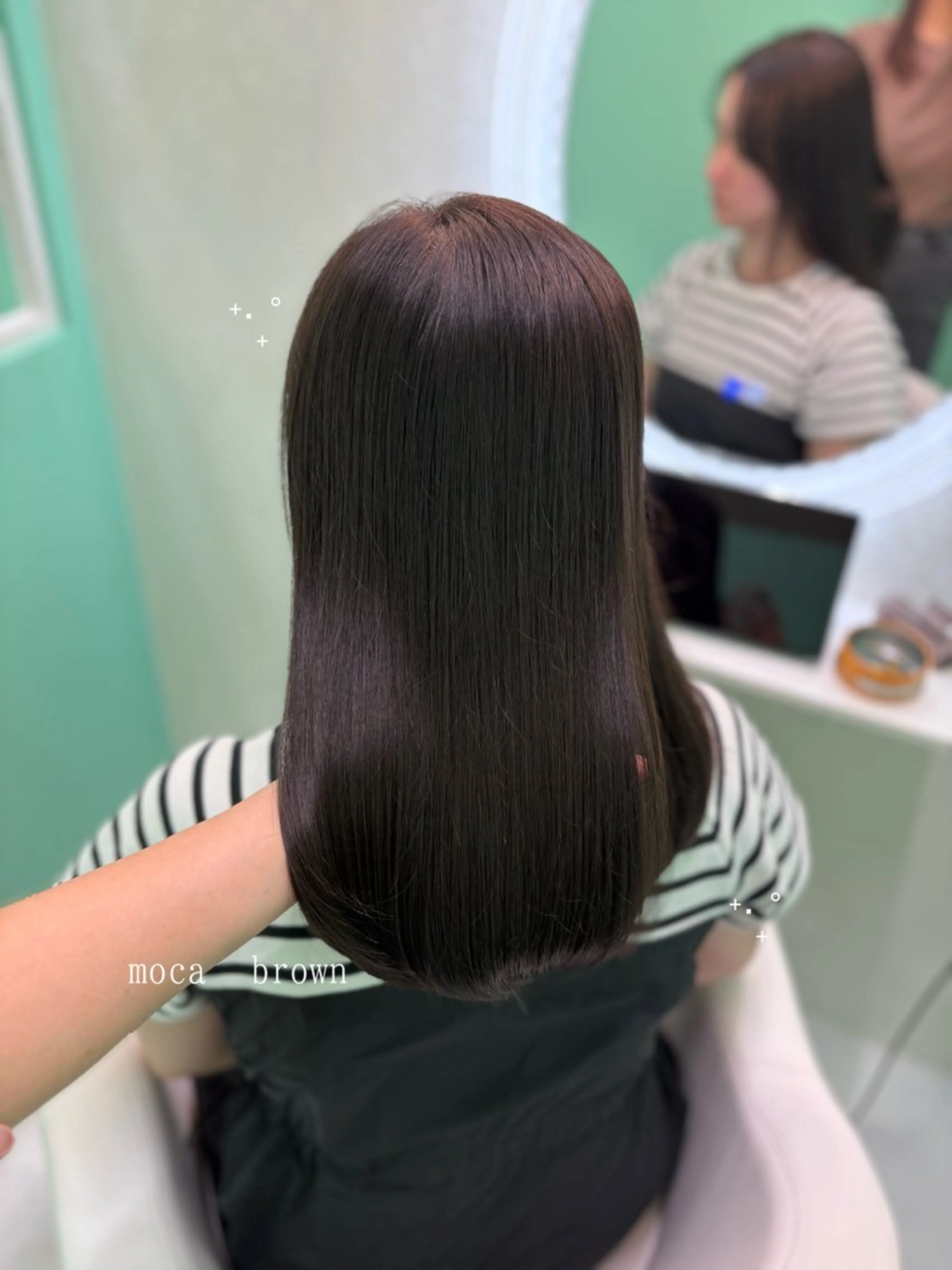 ミディアム カラー カット ヘアカラー トリートメント Ella所属・nana【艶髪】/ レイヤー/縮毛矯正のヘアスタイル