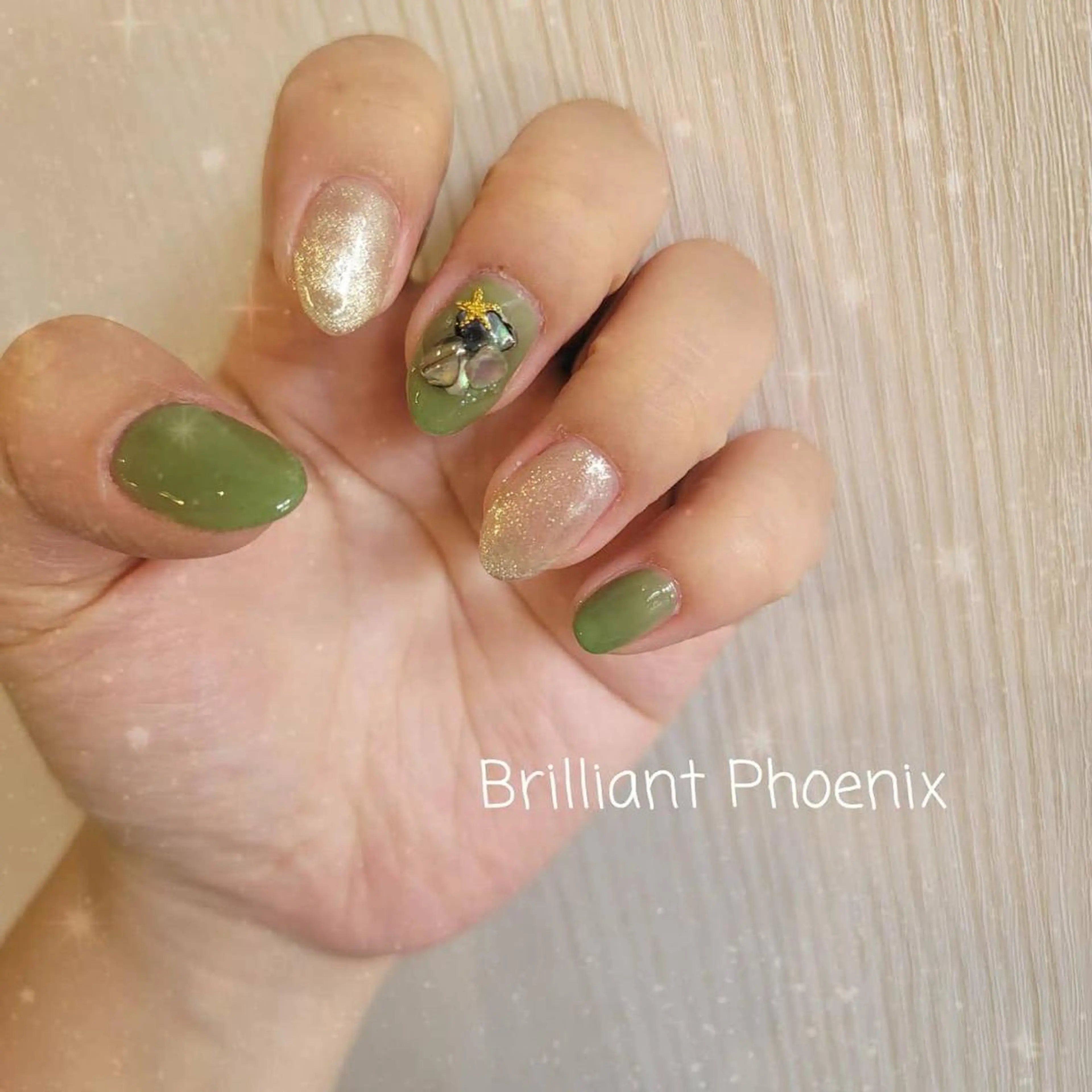 ネイル アートネイル ワンカラーネイル ハンドネイル 石田 由紀のネイルデザイン