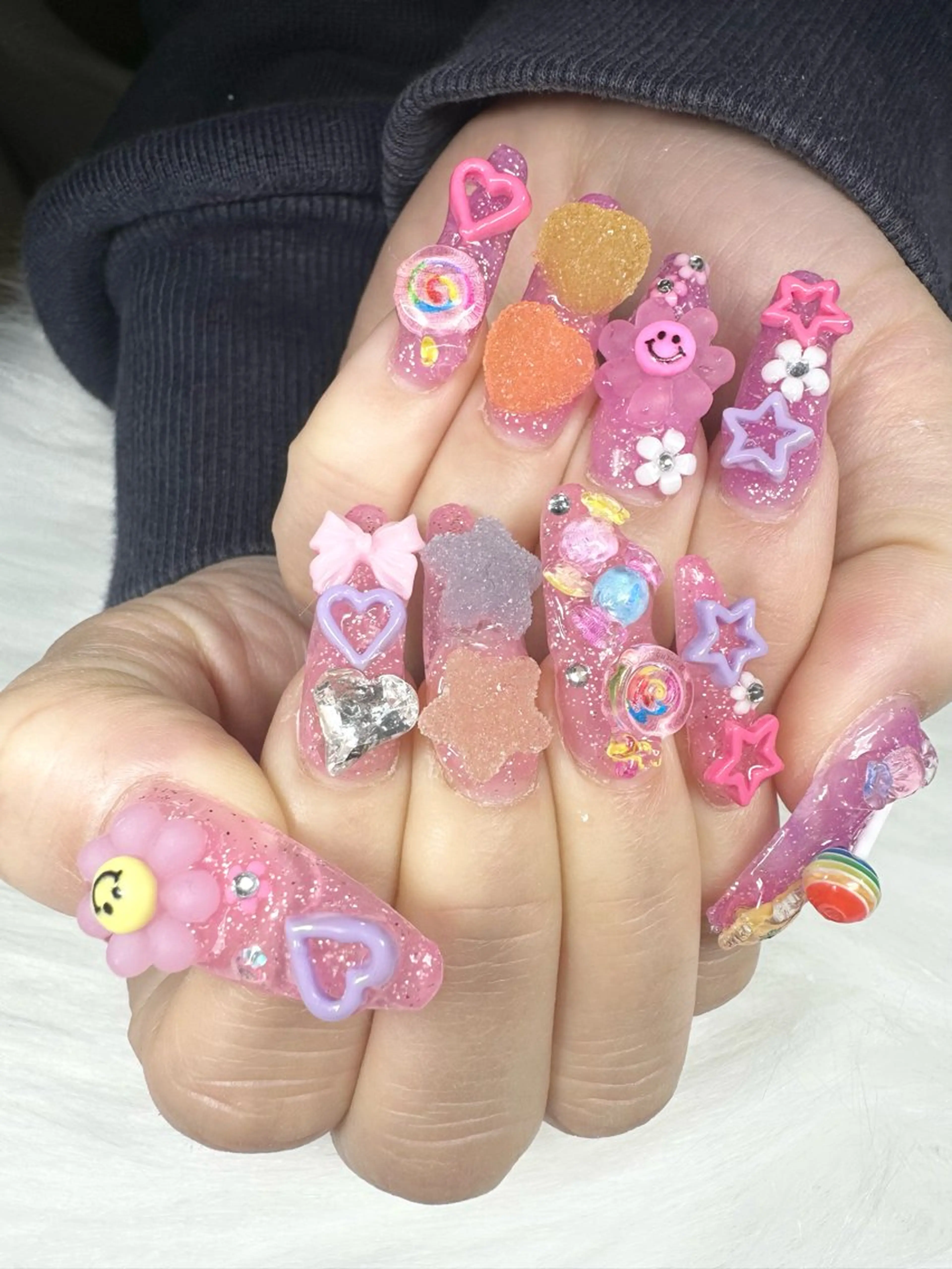 ネイル Riley 🌻のネイルデザイン