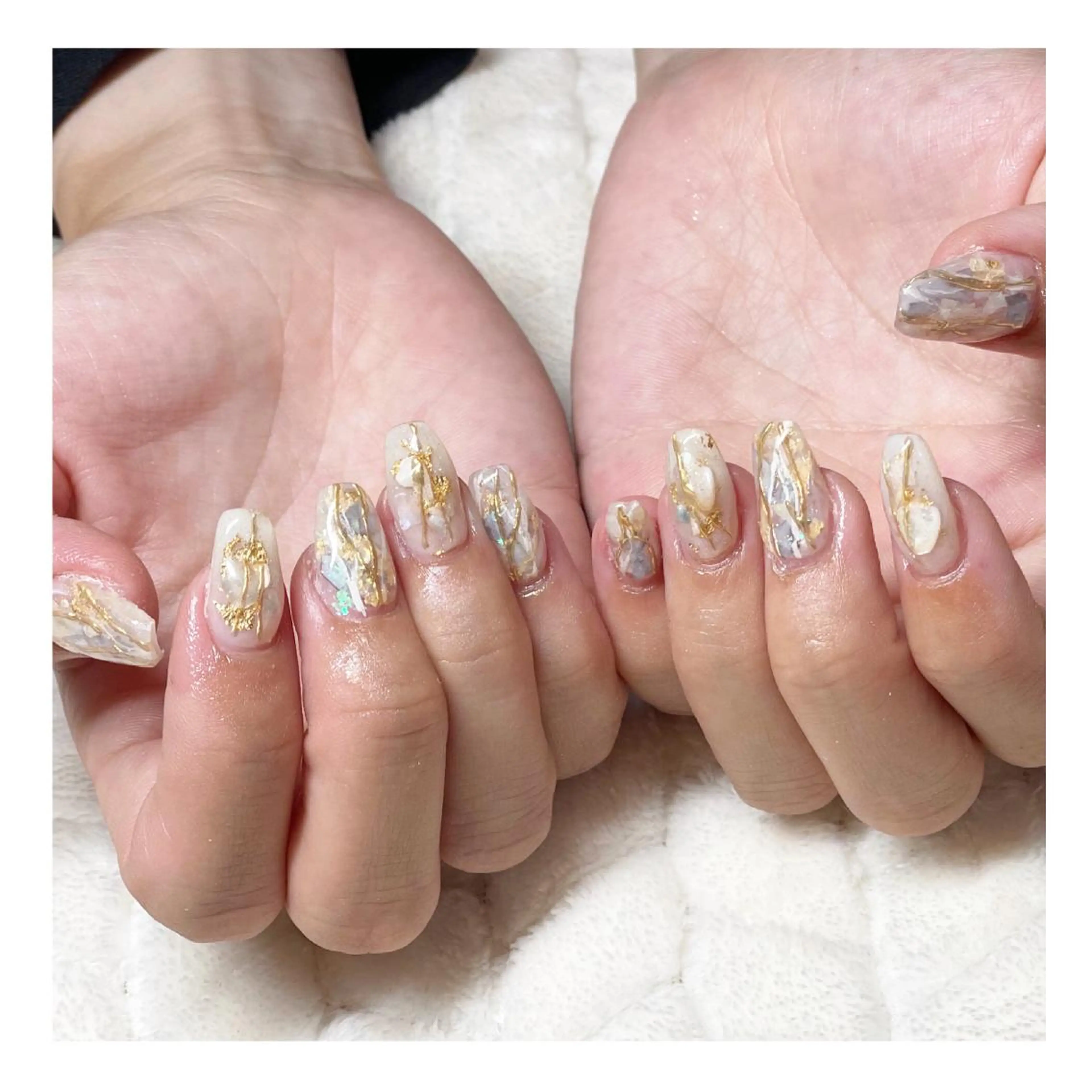 ネイル アートネイル ジェルネイル ゴールド キラキラネイル 大理石ネイル(マーブル) ハンドネイル LaLa Peach 福岡のマツエク・マツパデザイン
