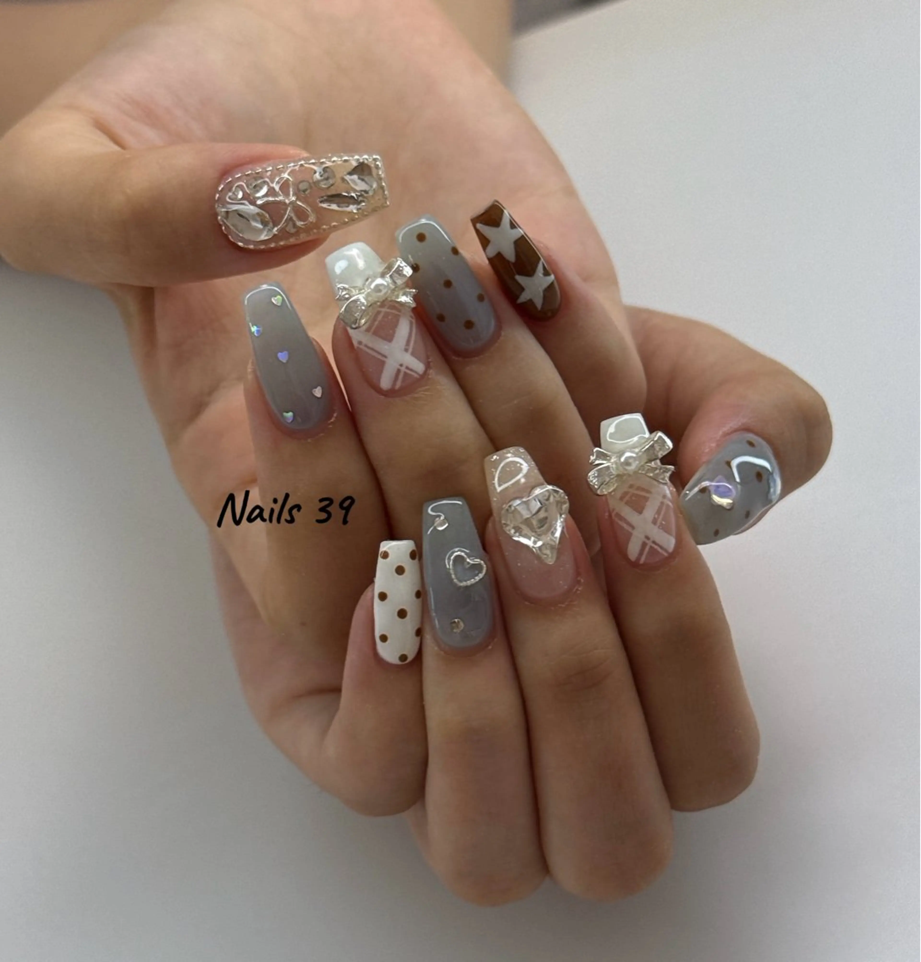 ネイル Nails 39のネイルデザイン