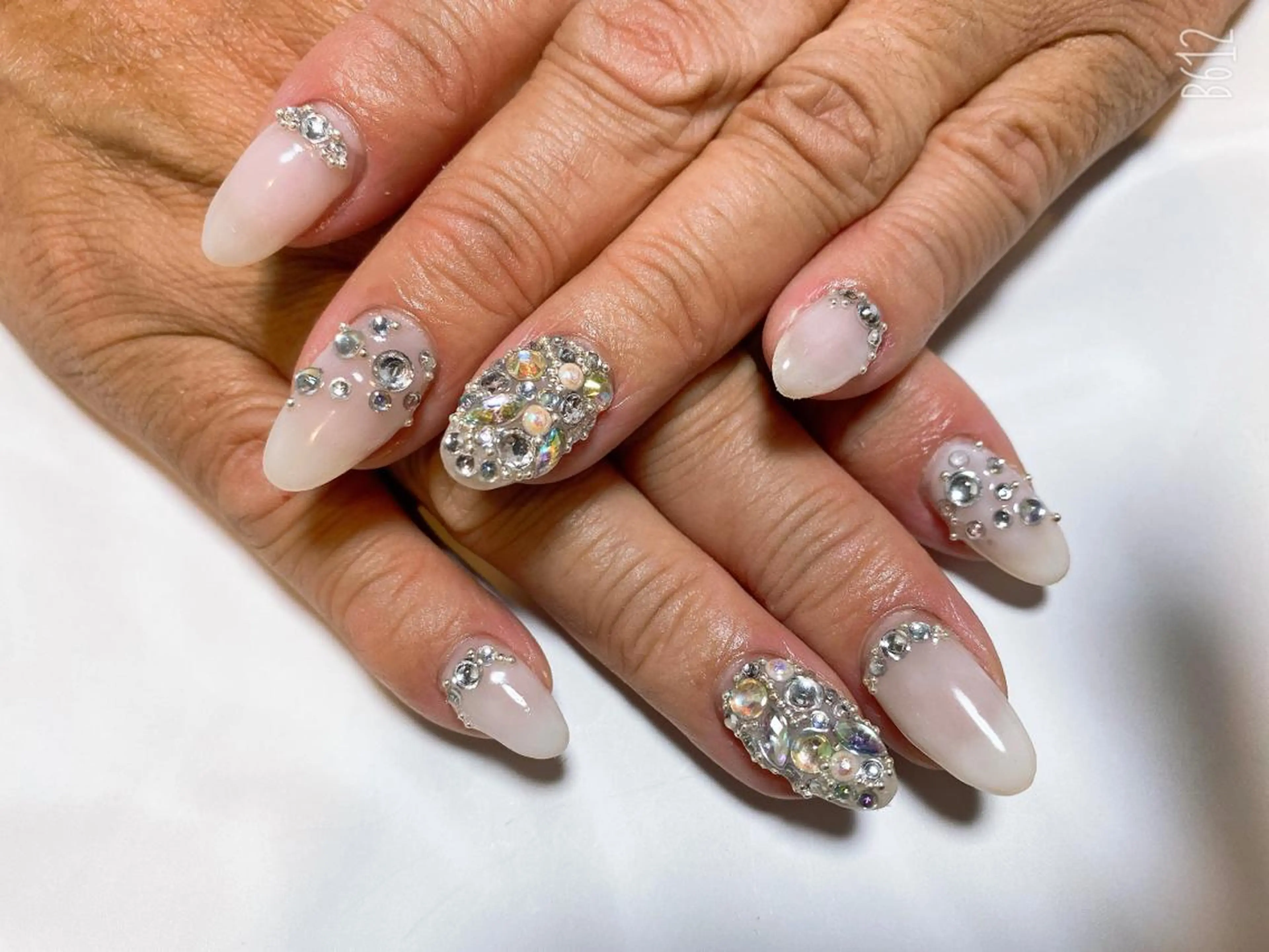 ネイル 古川 真理枝のネイルデザイン