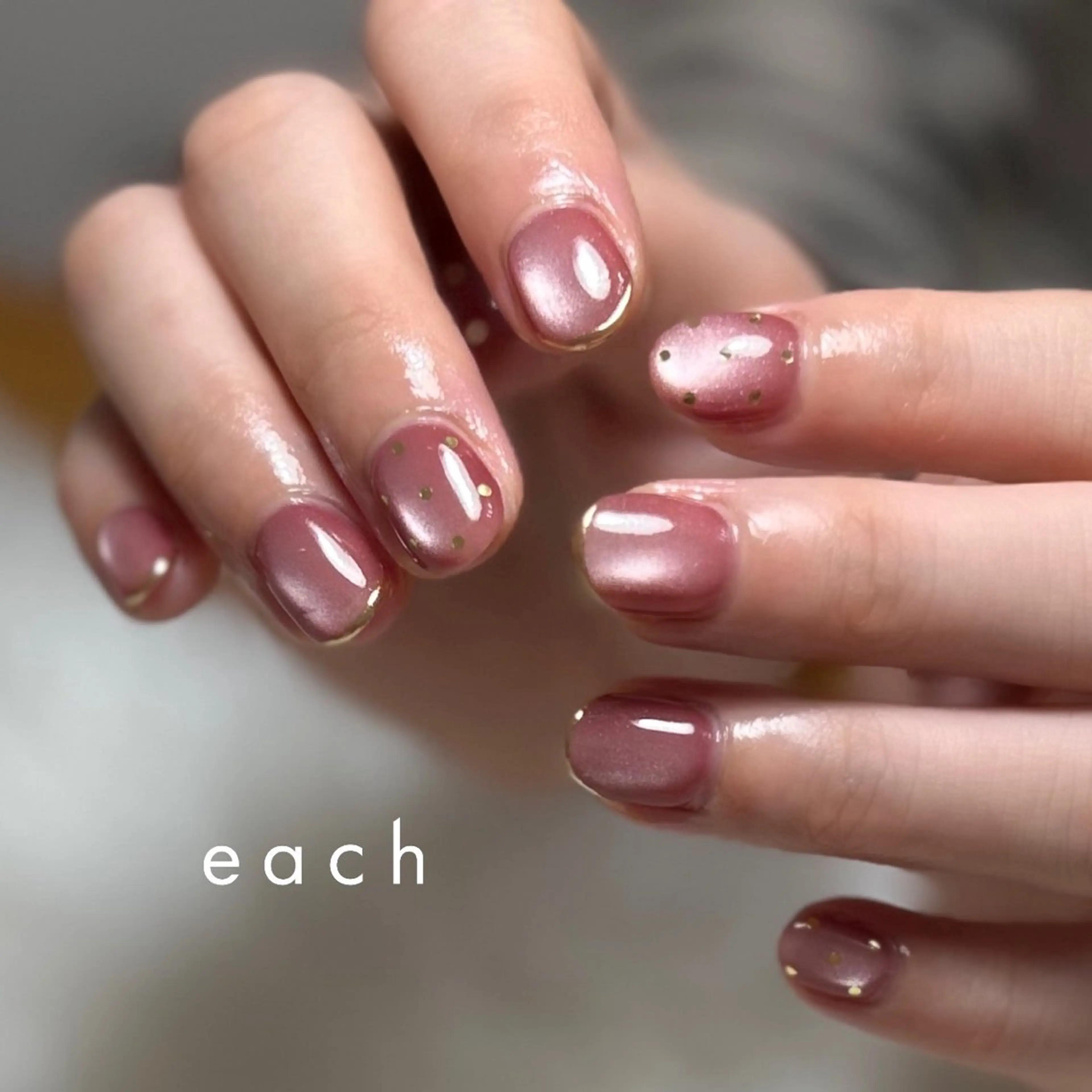 ネイル 氷ネイル・うるうるネイル 𝒆𝒂𝒄𝒉 kanako 🕊のネイルデザイン