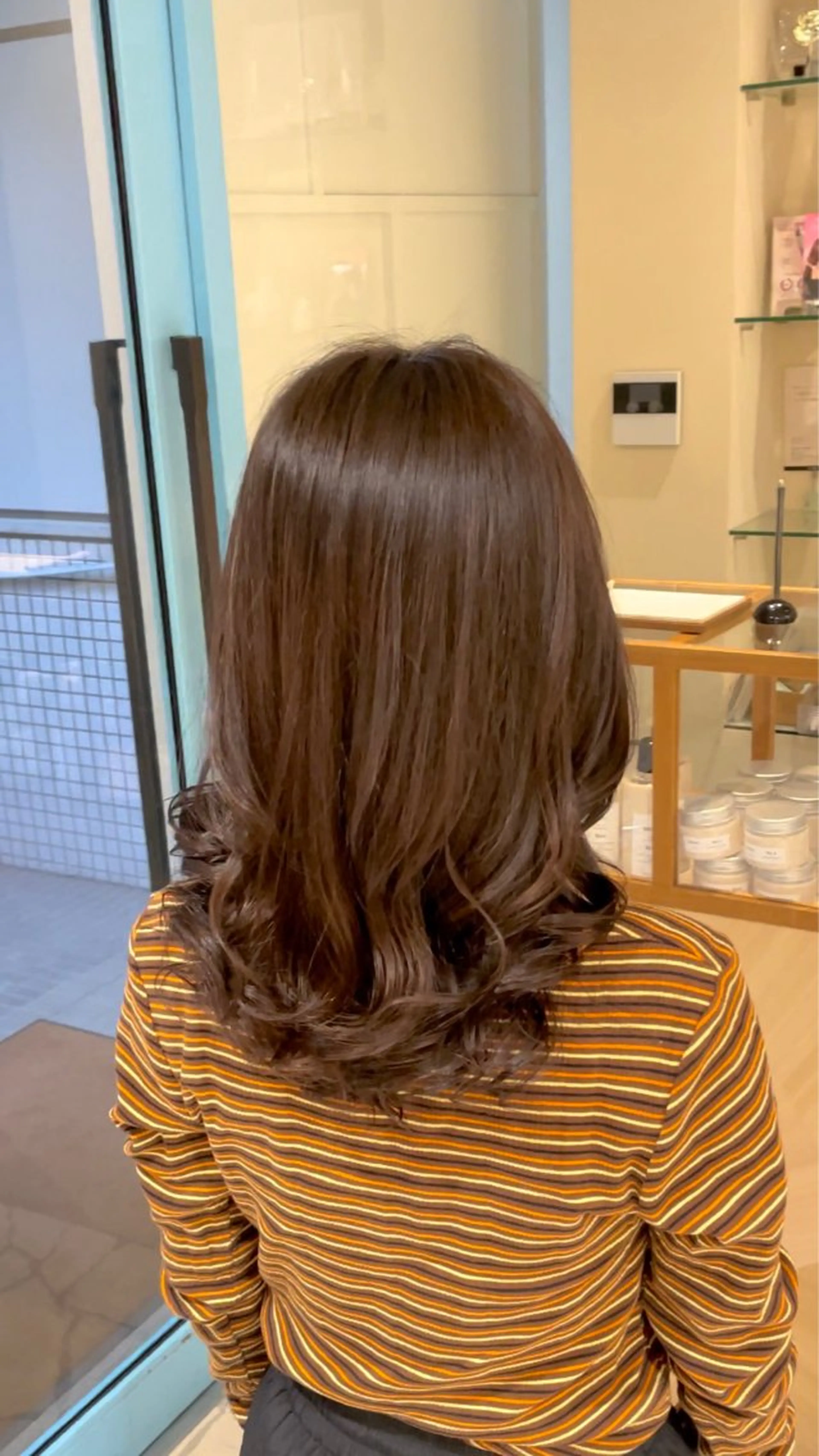 ミディアム カット パーマ トリートメント 大石 陽菜のヘアスタイル