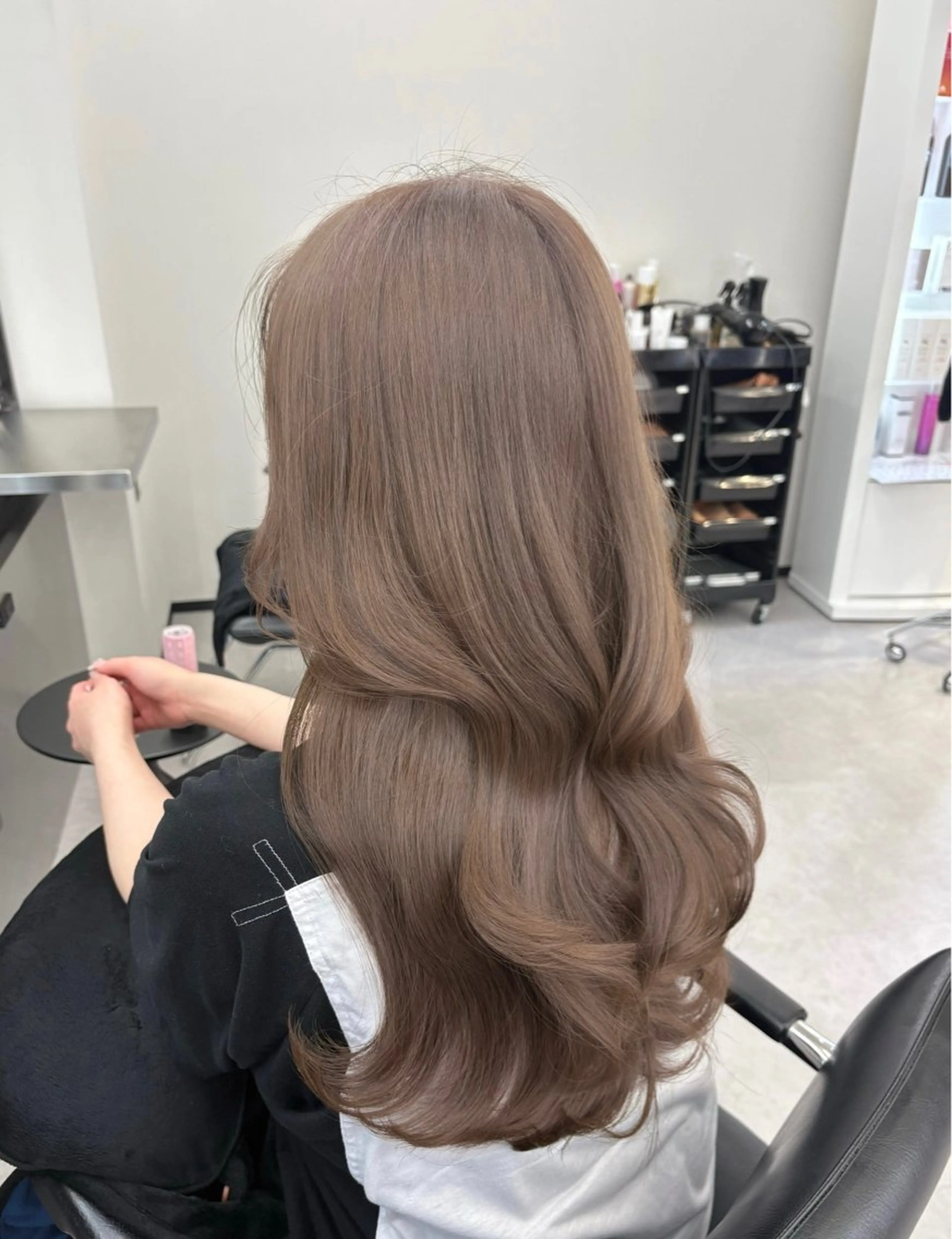 ロング カラー カット ヘアカラー 堀江/透明感 ベージュ/白川幸太のヘアスタイル