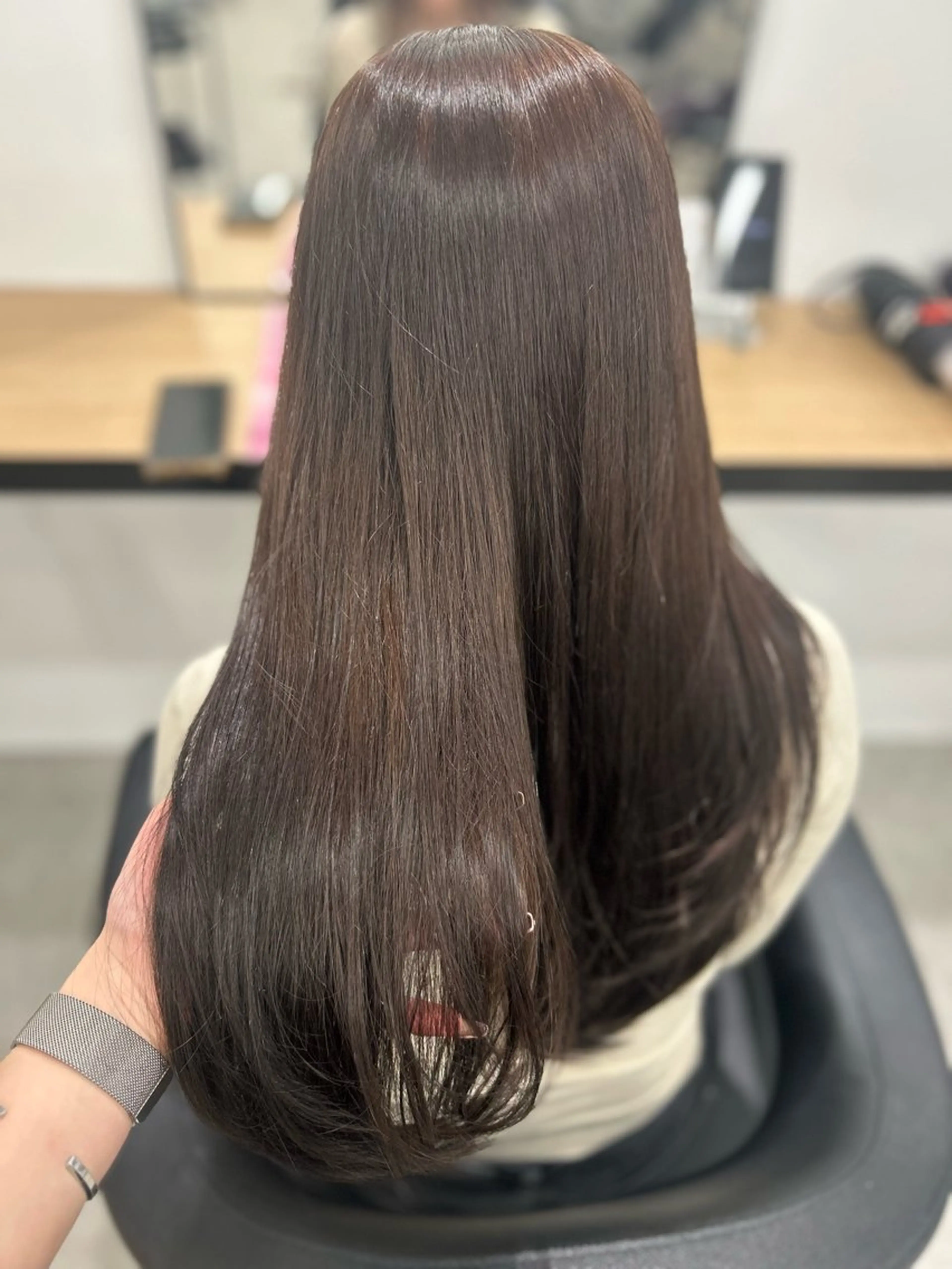 ロング カラー カット ヘアカラー トリートメント ヘアセット YUKA🤍ベージュ /ミルクティーのヘアスタイル