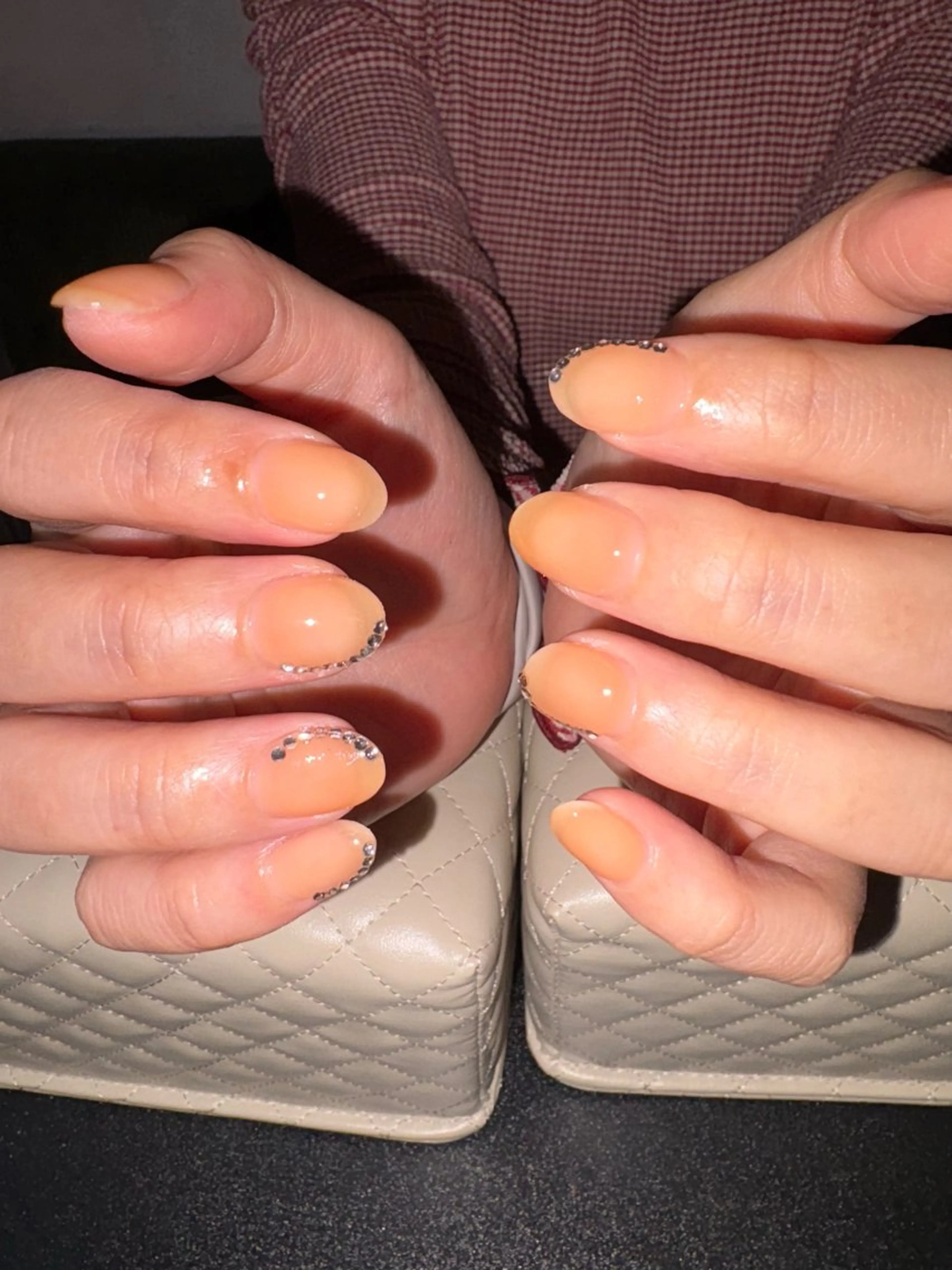 ネイル シンプルネイル ストーンネイル ハンドネイル neo.nail柏 Mutsumiのネイルデザイン