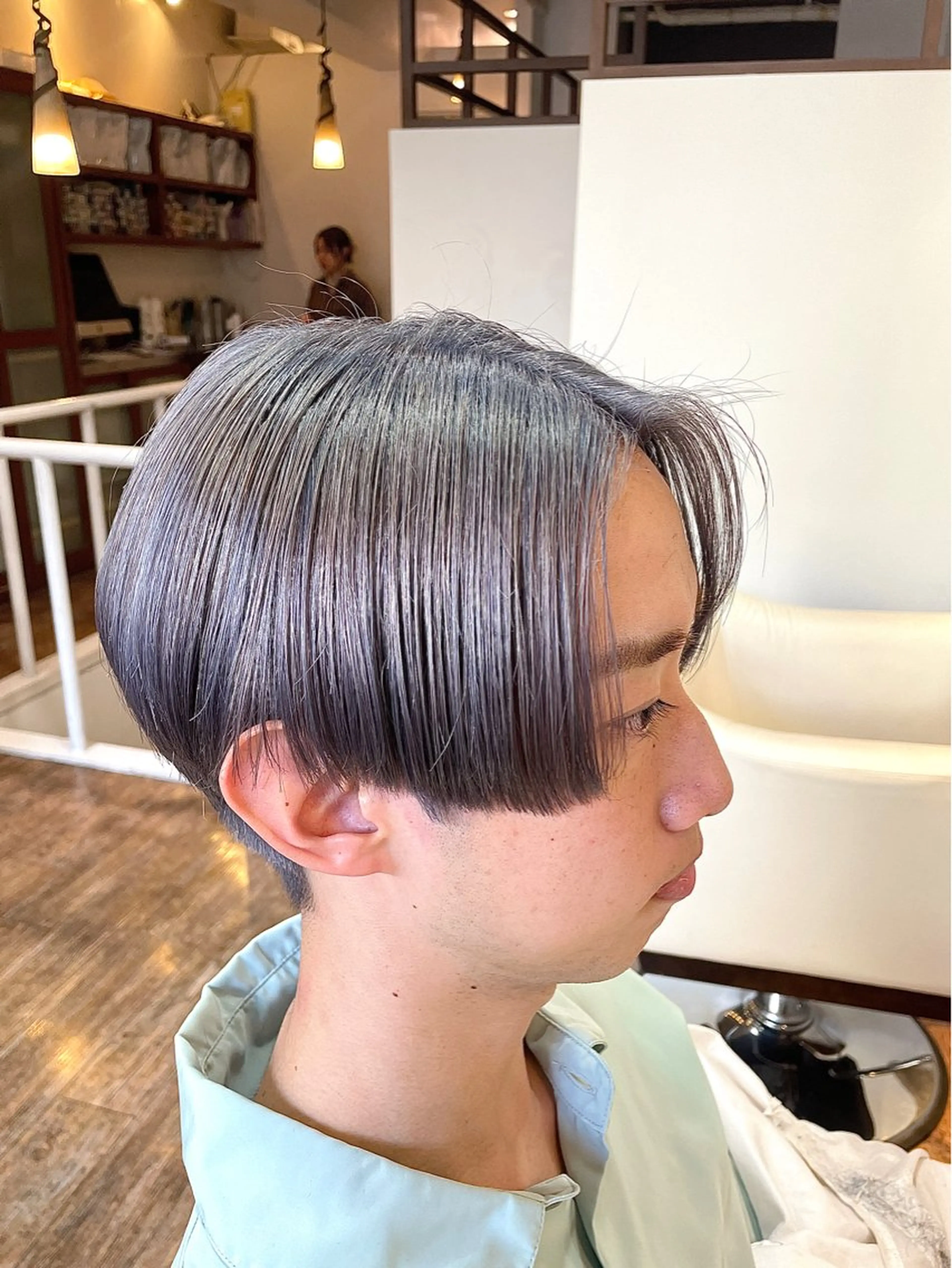 ミディアム カラー メンズ メンズブリーチ メンズハイトーン ブリーチ ケアブリーチ ハイトーンカラー カット ヘアカラー トリートメント STUDIO 4H所属・小山功陽 /メンズスタイルのヘアスタイル