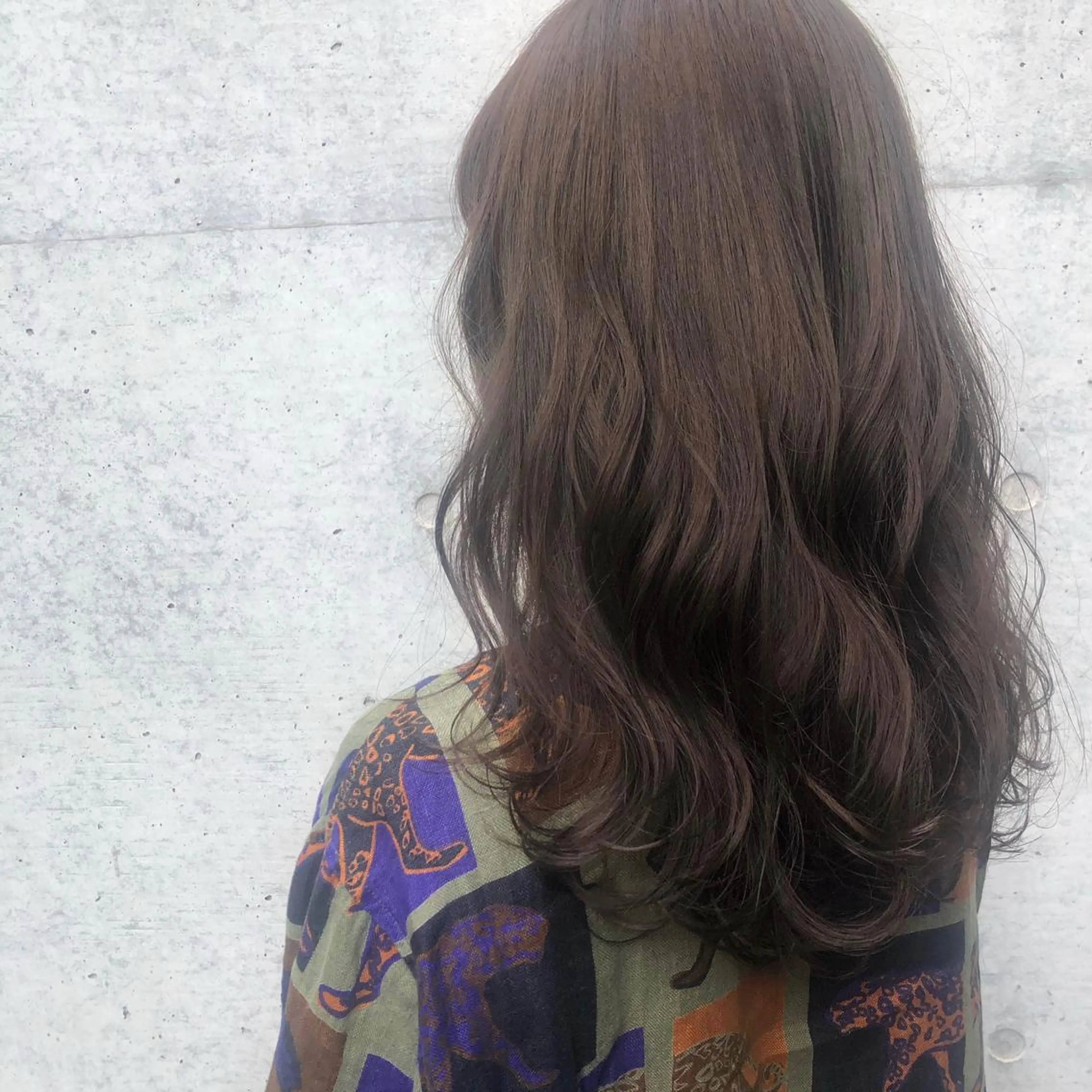 ミディアム カラー パーマ ヘアアレンジ ミディアムパーマ apish aoyama所属・武 愛子の眉毛・アイブロウイメージ