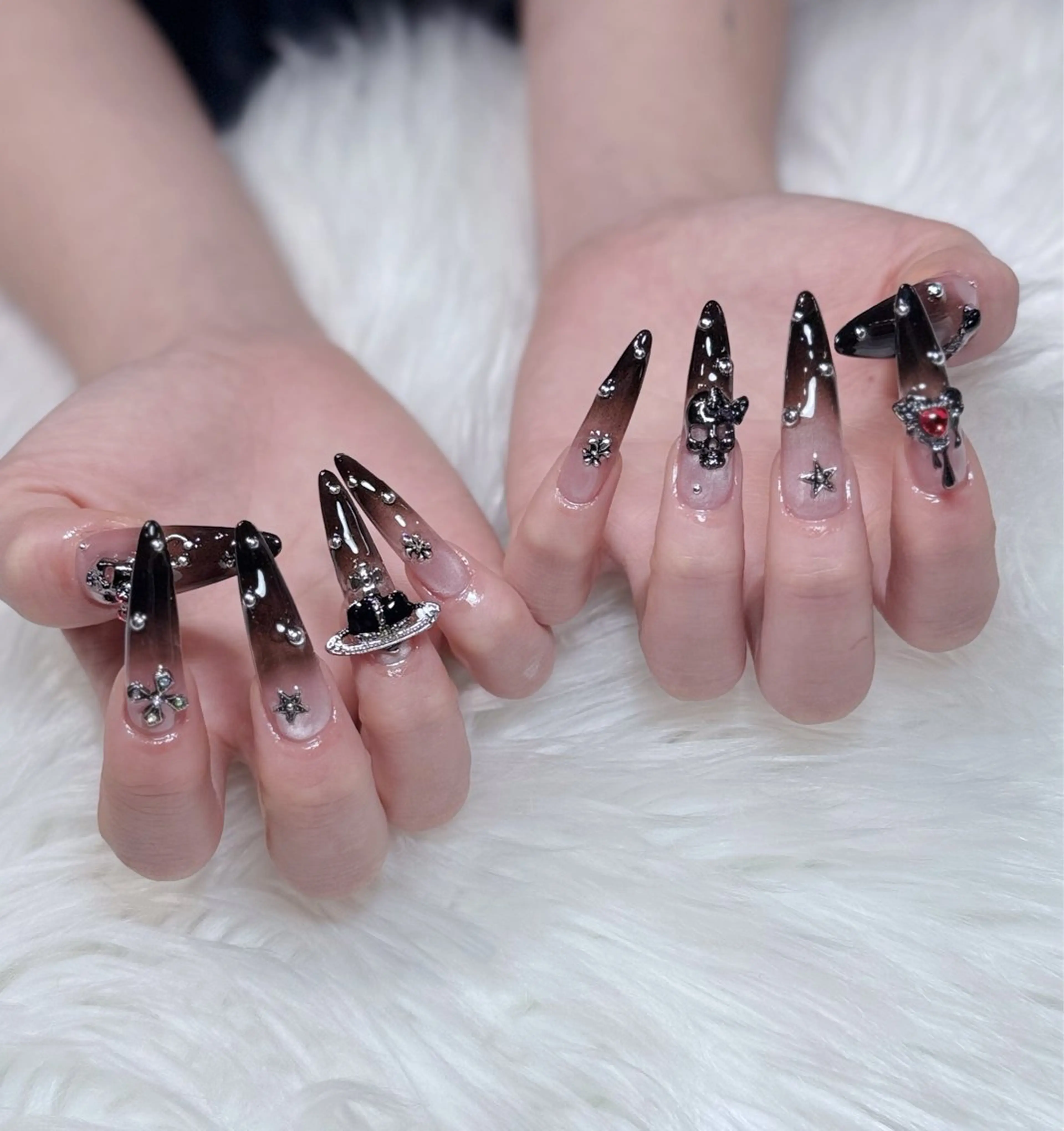 ネイル アートネイル オーロラネイル ジェルネイル 韓国ネイル ロングネイル ハンドネイル Nichi Nailsのネイルデザイン