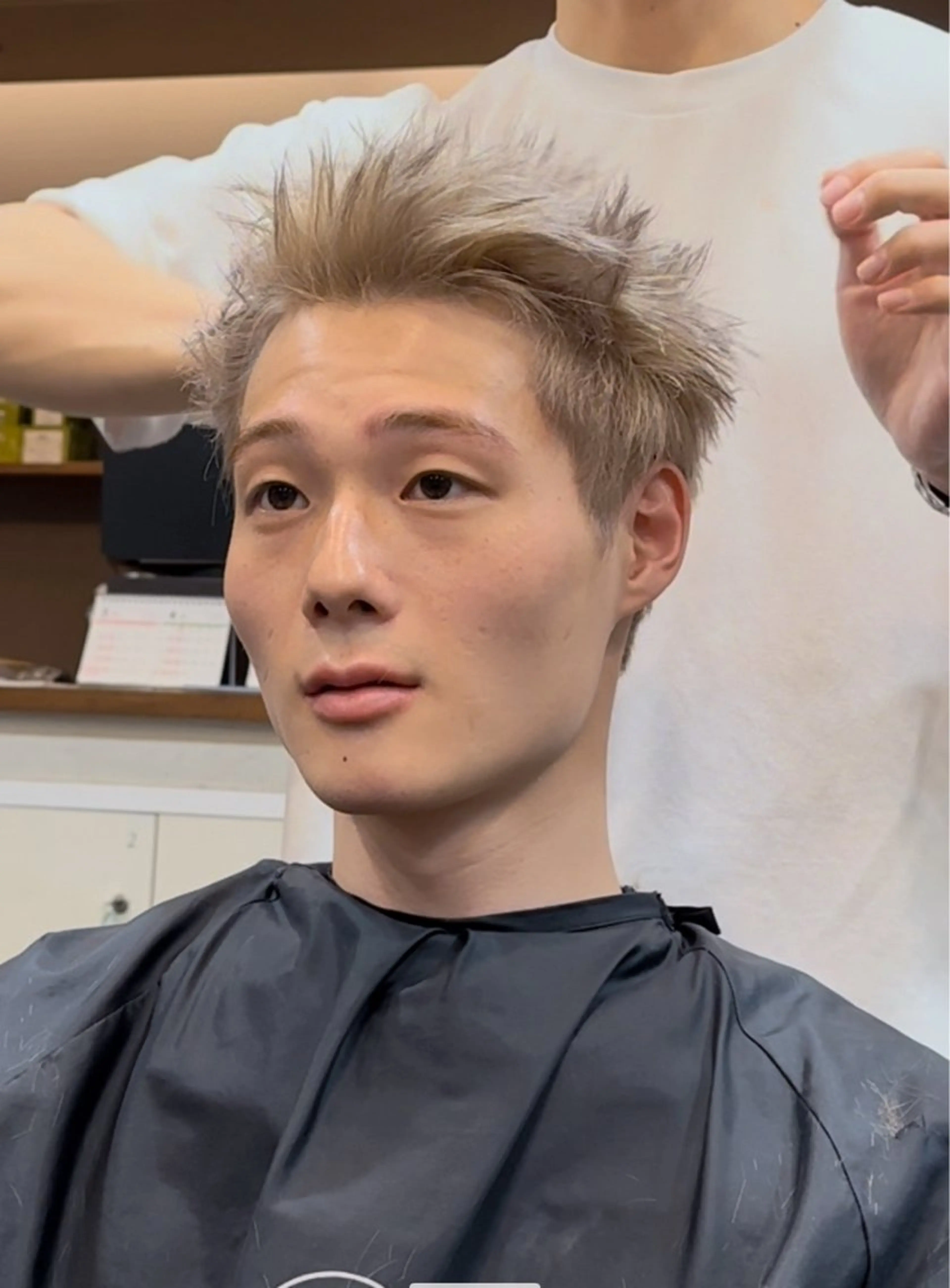 カラー メンズ メンズパーマ スパイキーショート ブロンド カット 年間2000名担当◎ パーマ職人/仲原佑樹のヘアスタイル