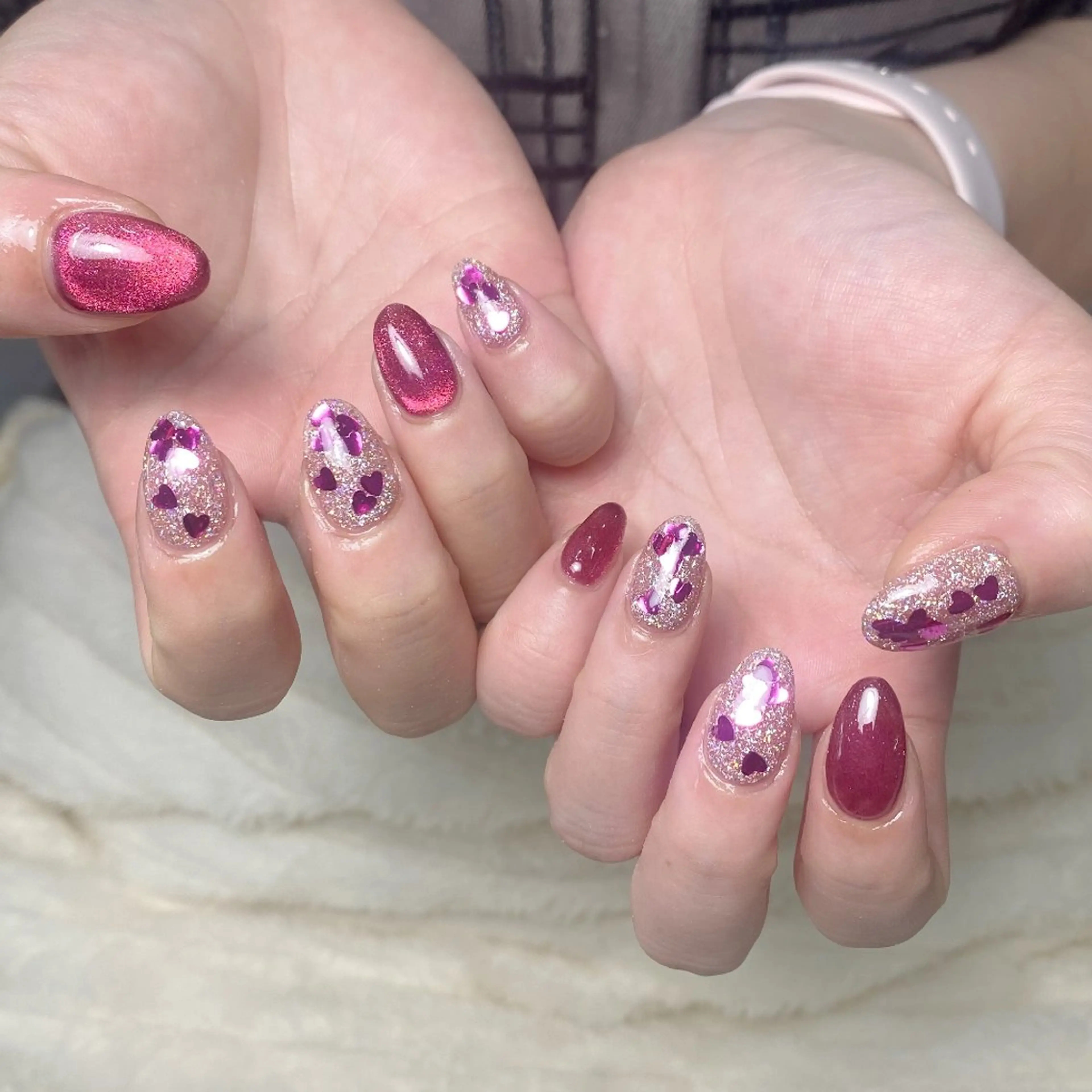 ネイル チークネイル フレンチネイル ジェルネイル ガラスフレンチ キラキラネイル ハンドネイル UM Nail Salonのネイルデザイン