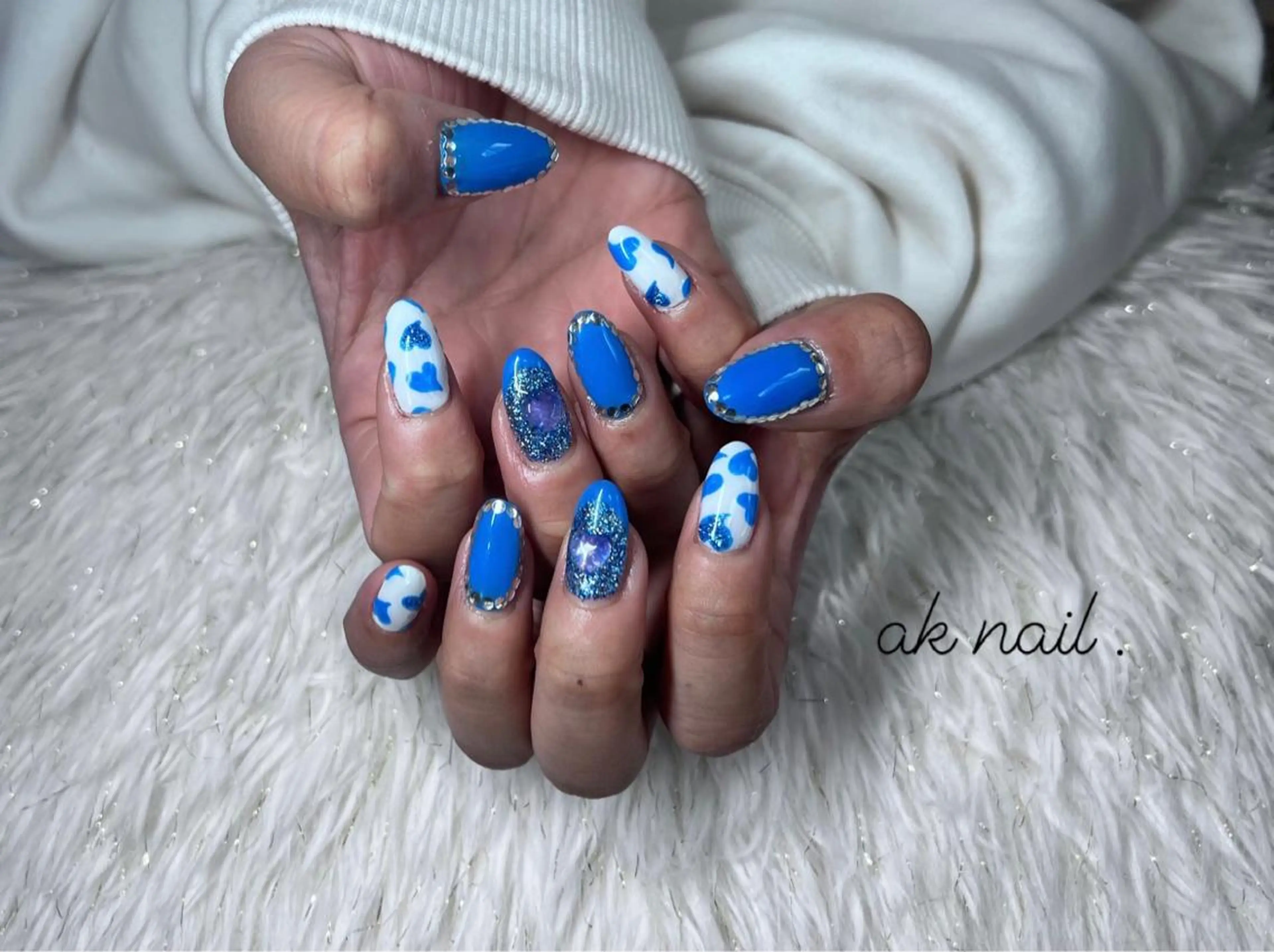 ロング ネイル ブルー ak nail .のネイルデザイン