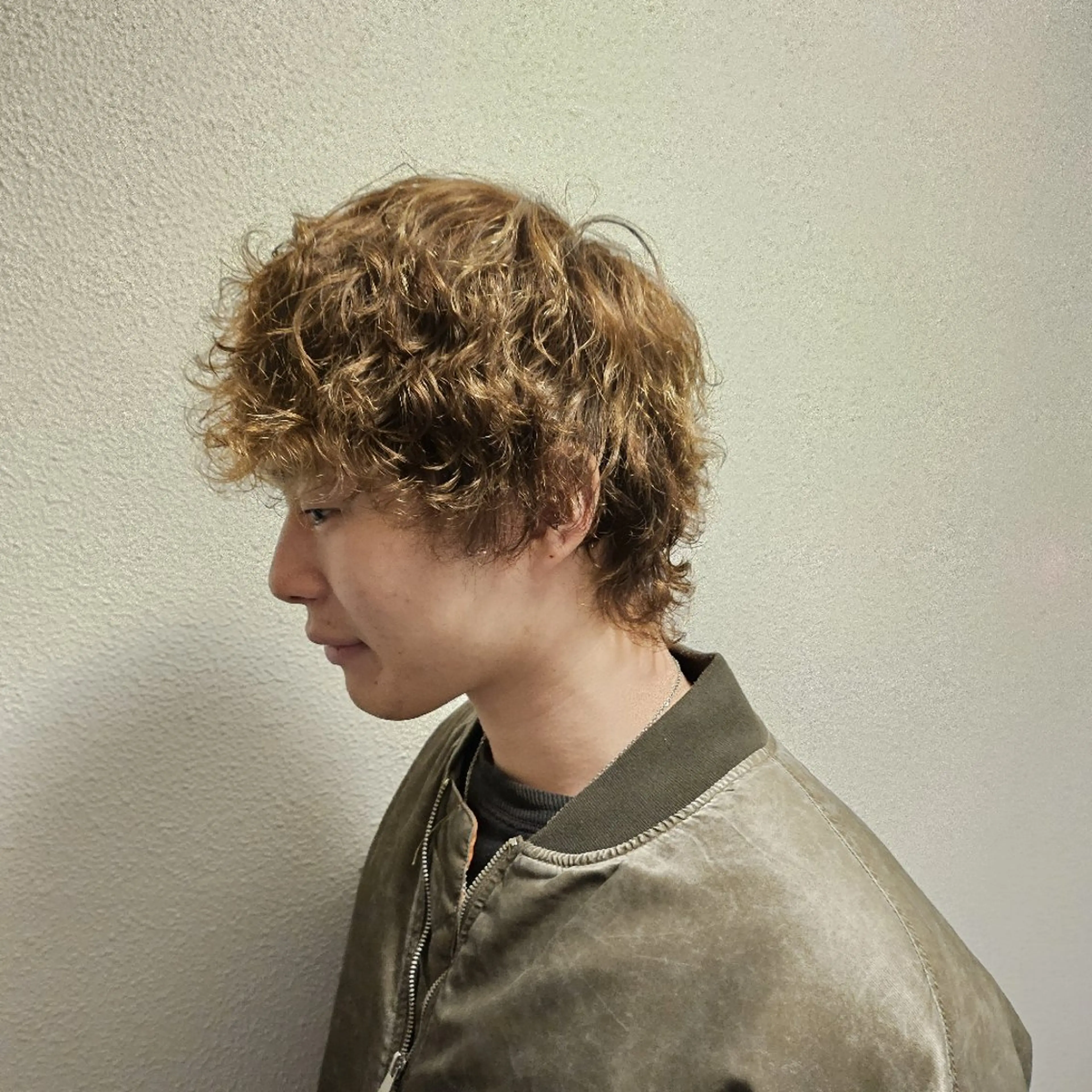 メンズ カラー パーマ メンズパーマ パーマ あべかりん/原宿 /マツパ/ハイトーンのヘアスタイル