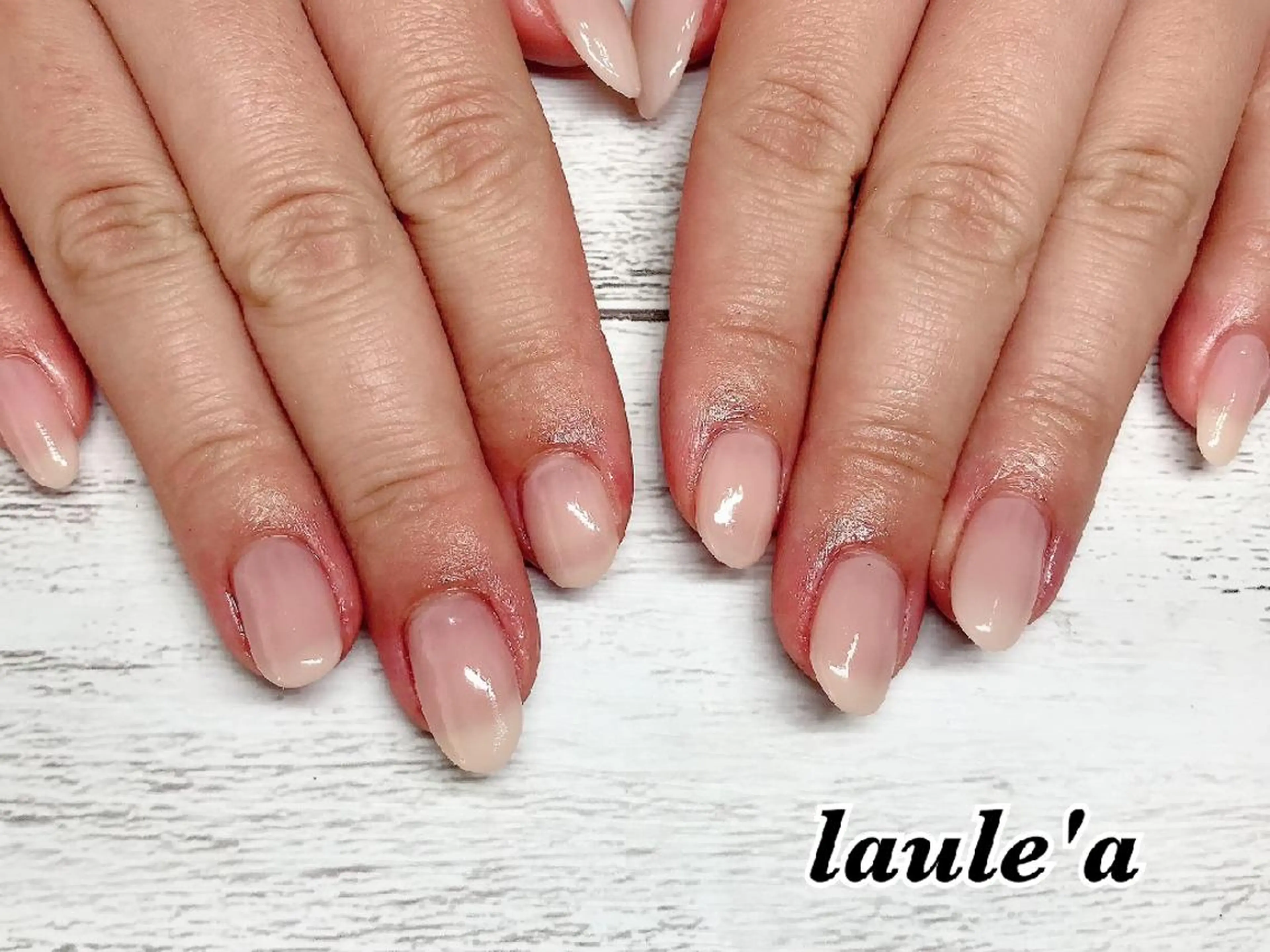 ネイル Rグループ felizのネイルデザイン