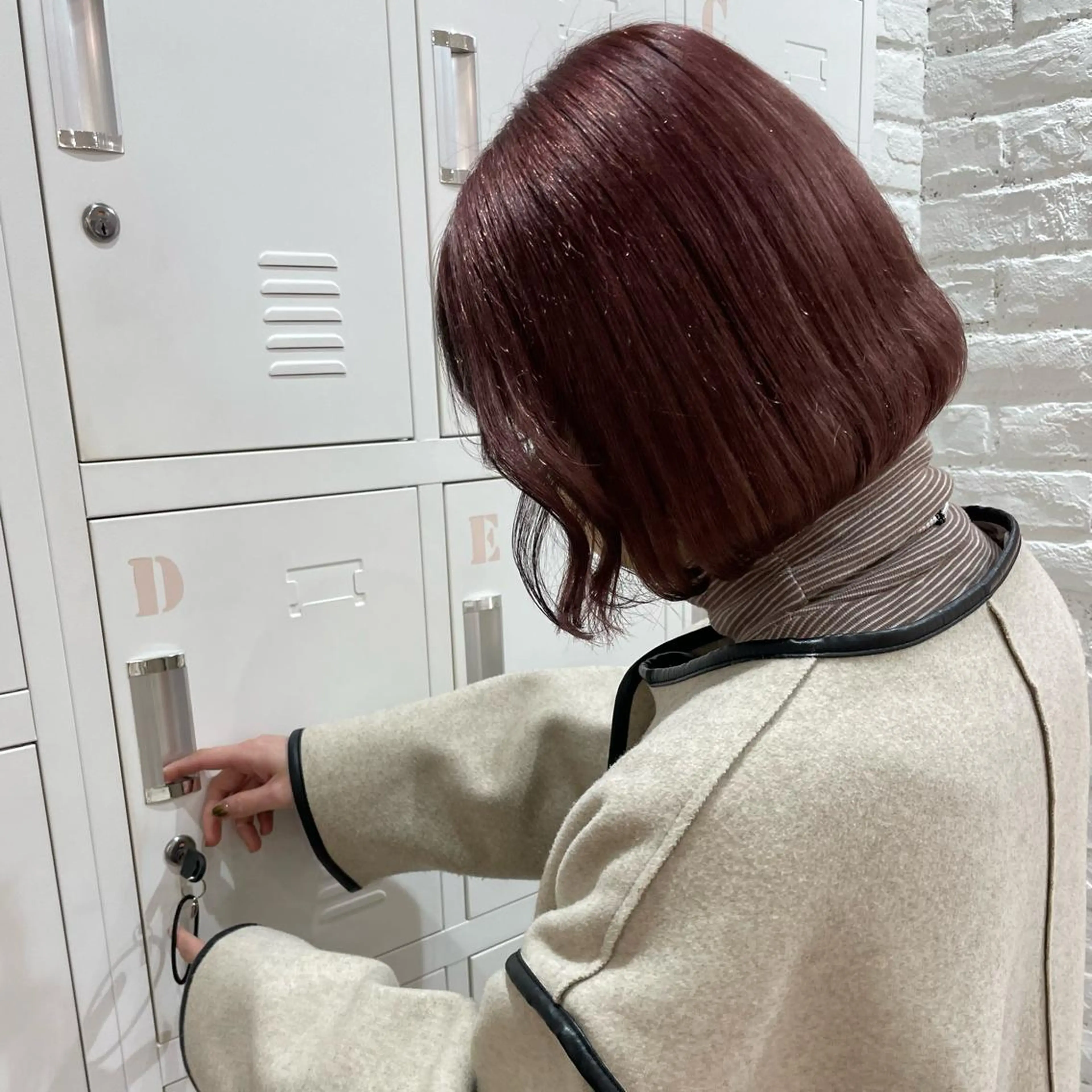 カラー ブリーチ ピンクカラー レッドカラー Maisie所属・ヘアアレンジ/ 暖色🩵hazukiのヘアスタイル