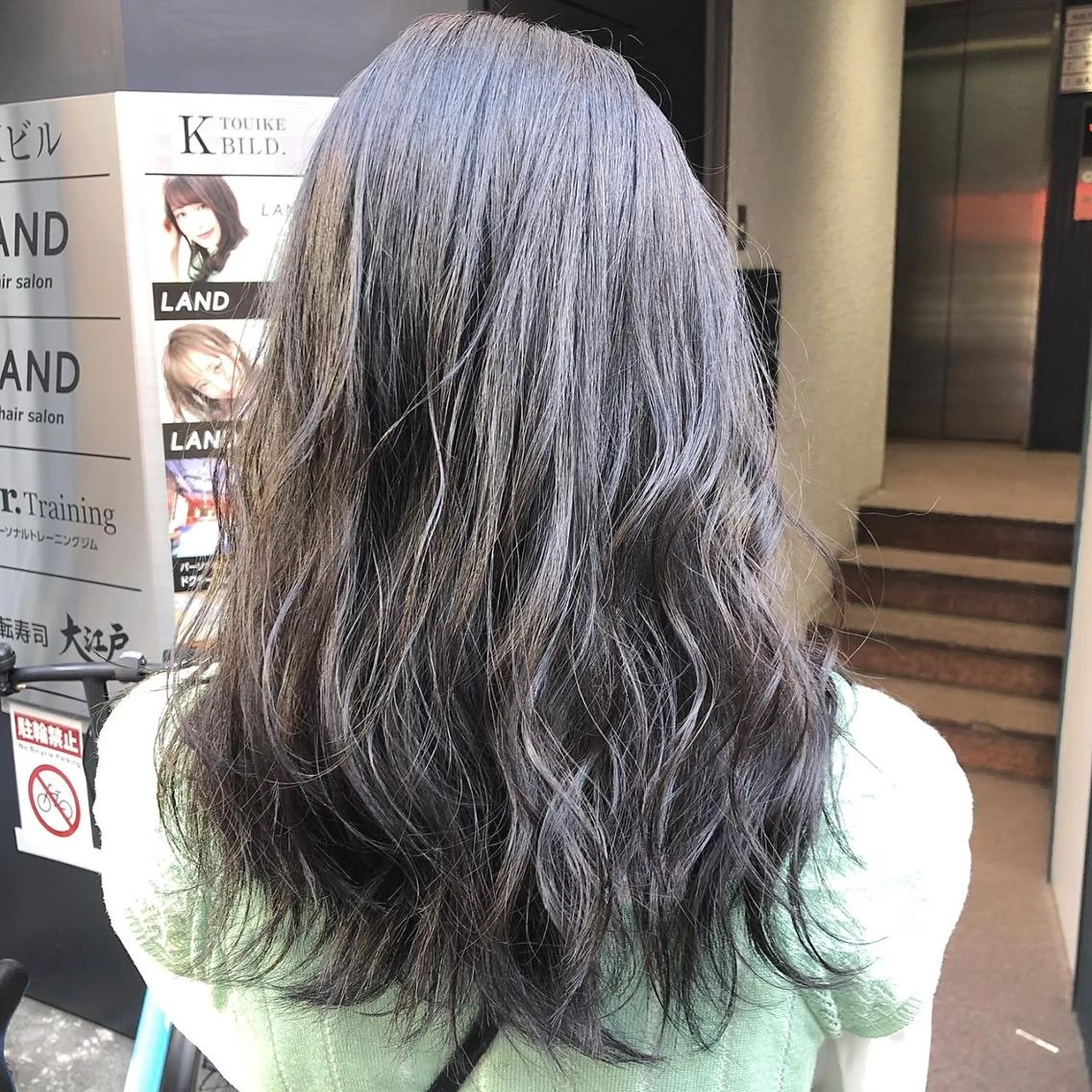 セミロング 公式🎠LAND 池袋店🎠のヘアスタイル