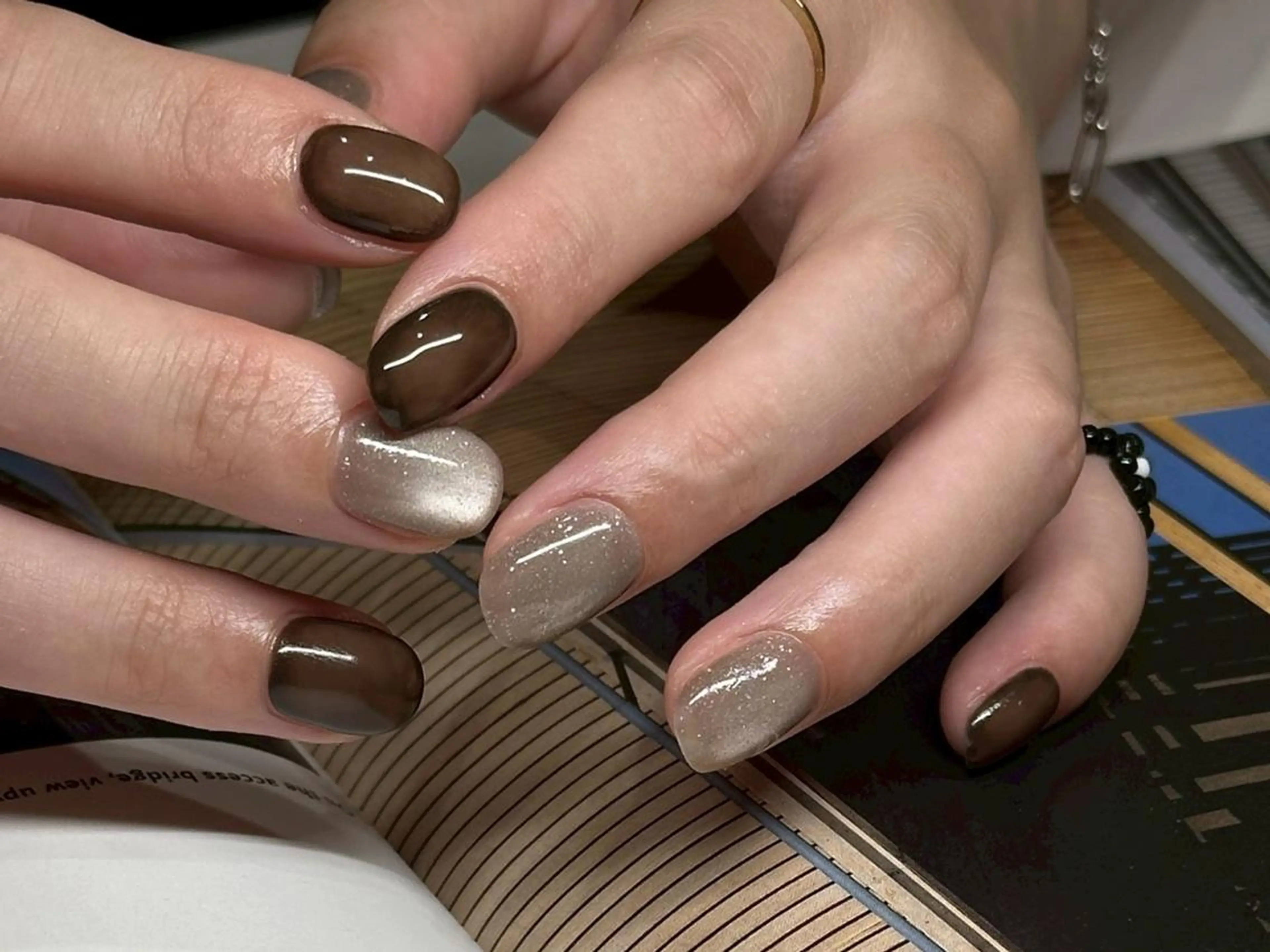 ネイル ワンカラーネイル earth 粕谷美璃のネイルデザイン