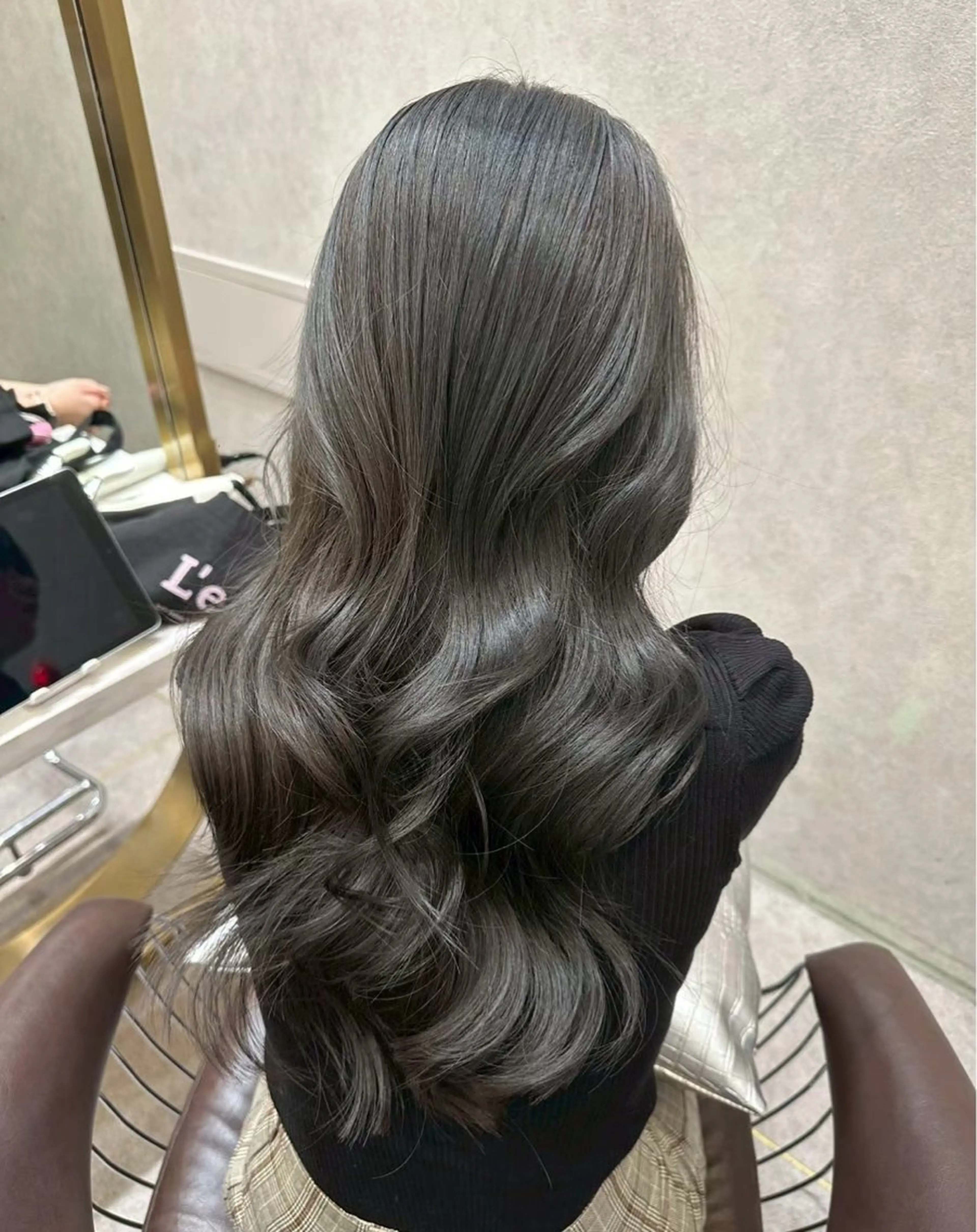 ロング 🎀透明感ブラウ ンshizuka🎀のヘアスタイル