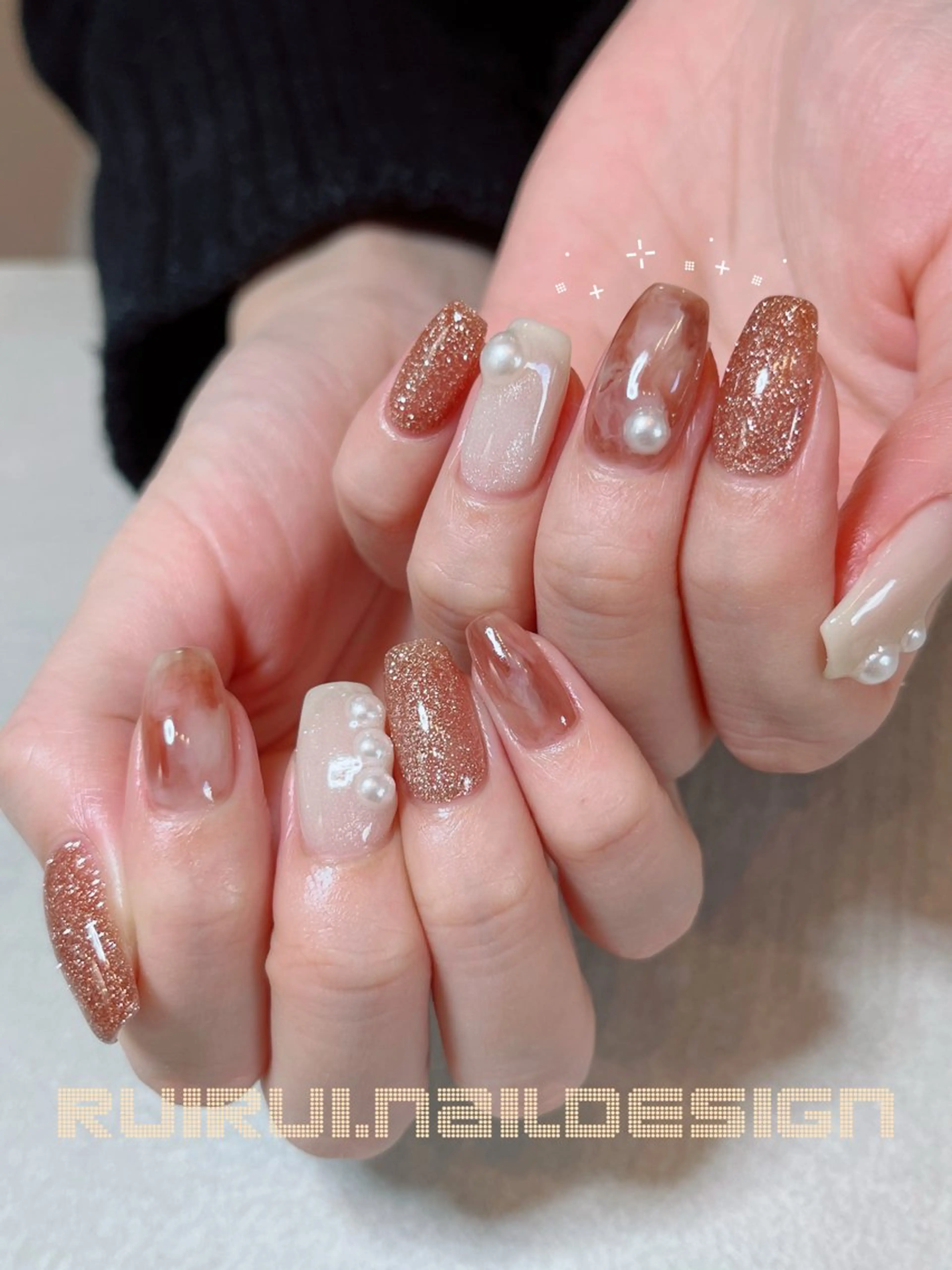 ネイル フラッシュネイル フラッシュマグ マグネットネイル ニュアンスネイル ハンドネイル ruirui.naildesign所属・RUI ☆のネイルデザイン
