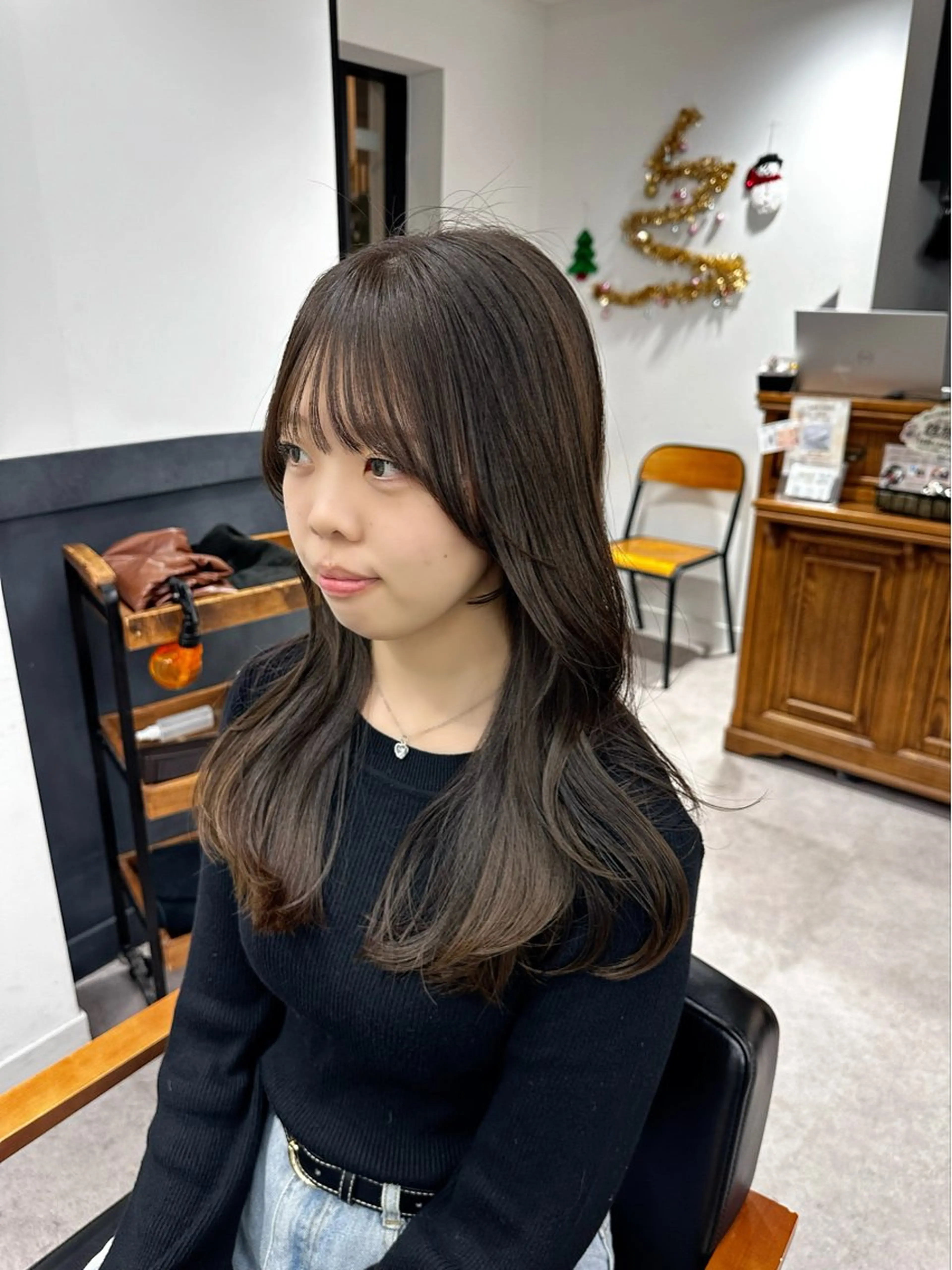 カラー パーマ ヘアアレンジ メンズ キッズ カット ヘアカラー 似合わせカット /レイヤーカット🌿のヘアスタイル