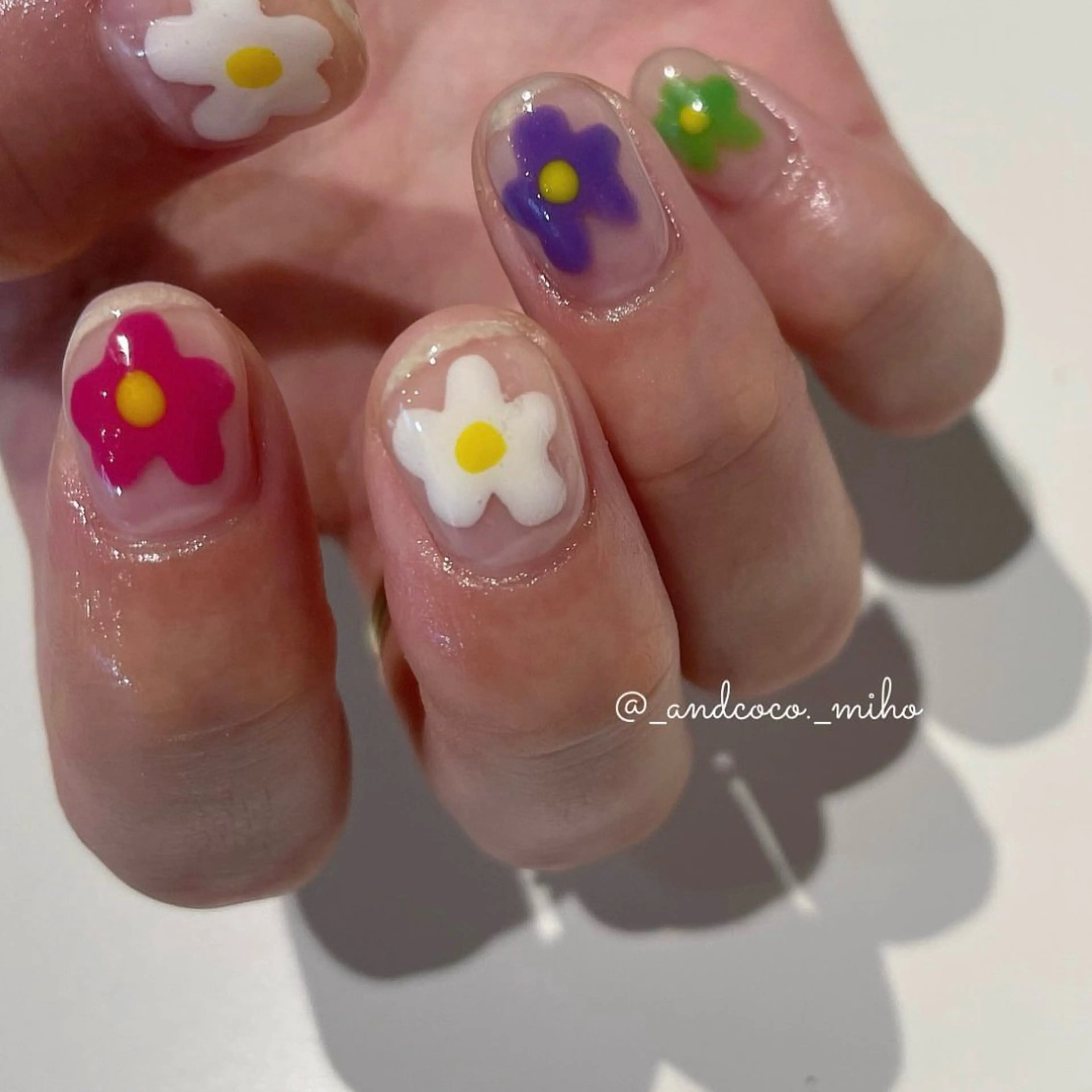 ネイル I'm Me.所属・Nailist〻 mihoのネイルデザイン