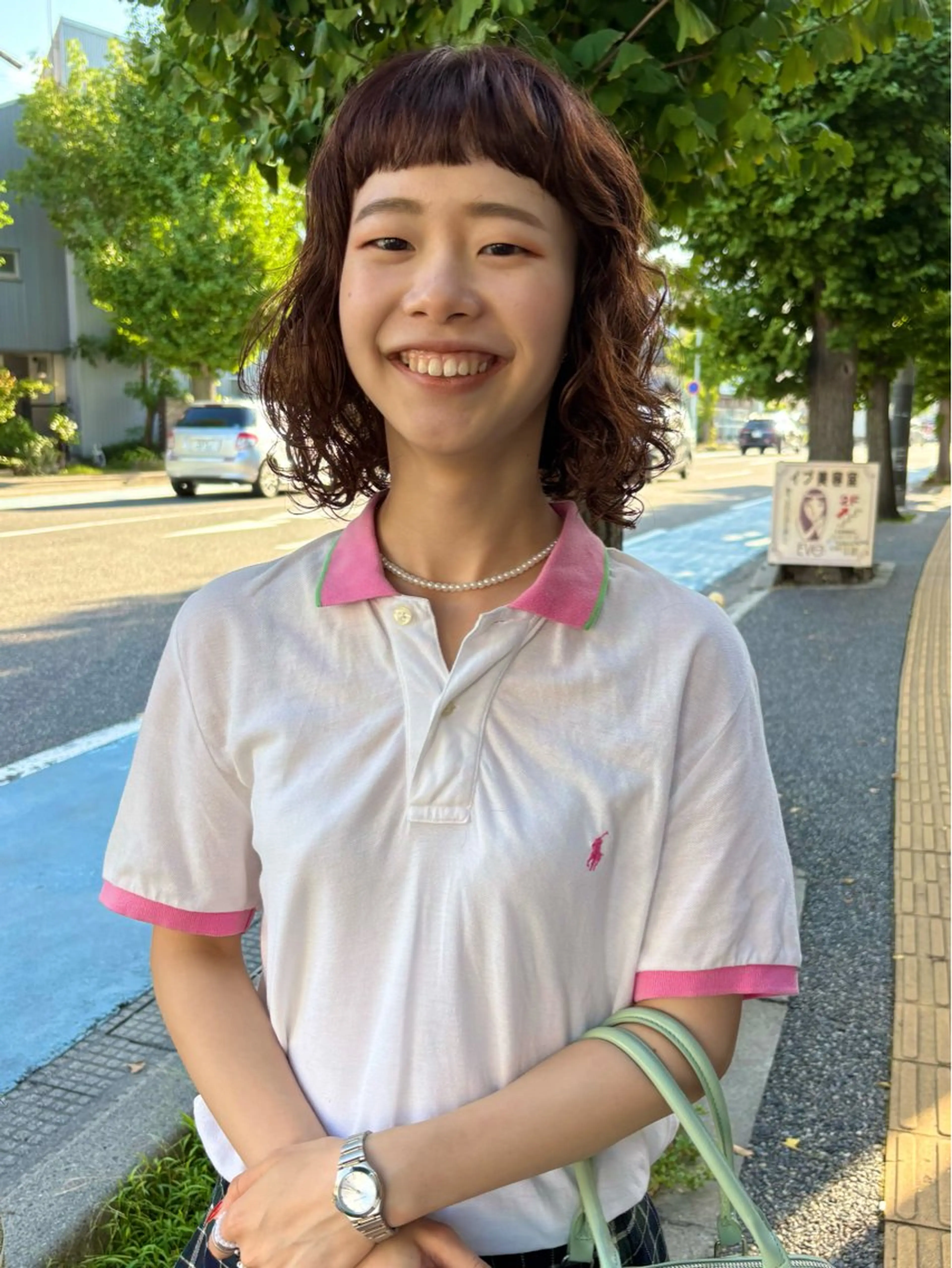 ミディアム パーマ 小日向 沙織のヘアスタイル