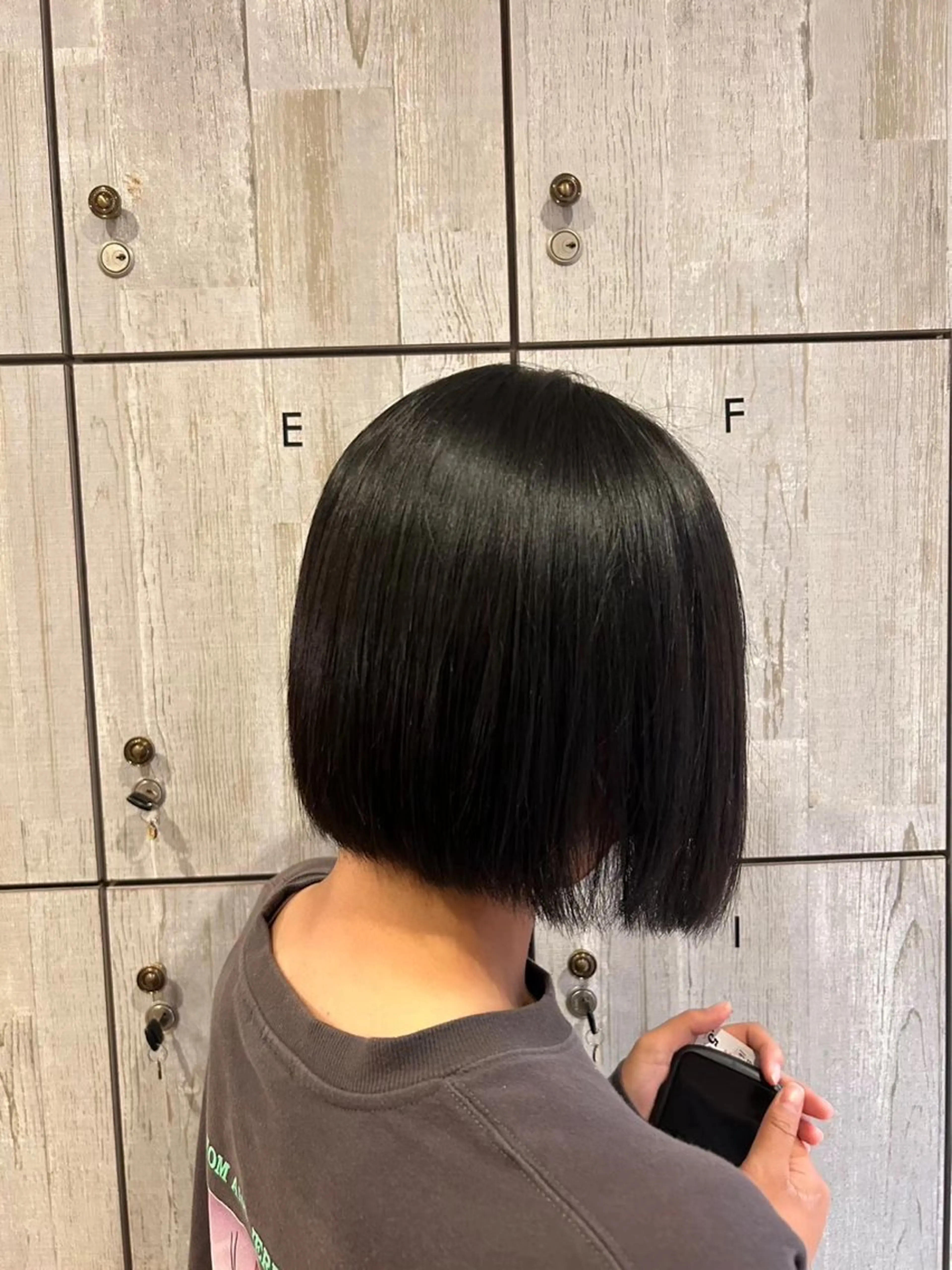 ショート ☘️折戸結菜☘️ ハイトーンカラーのヘアスタイル