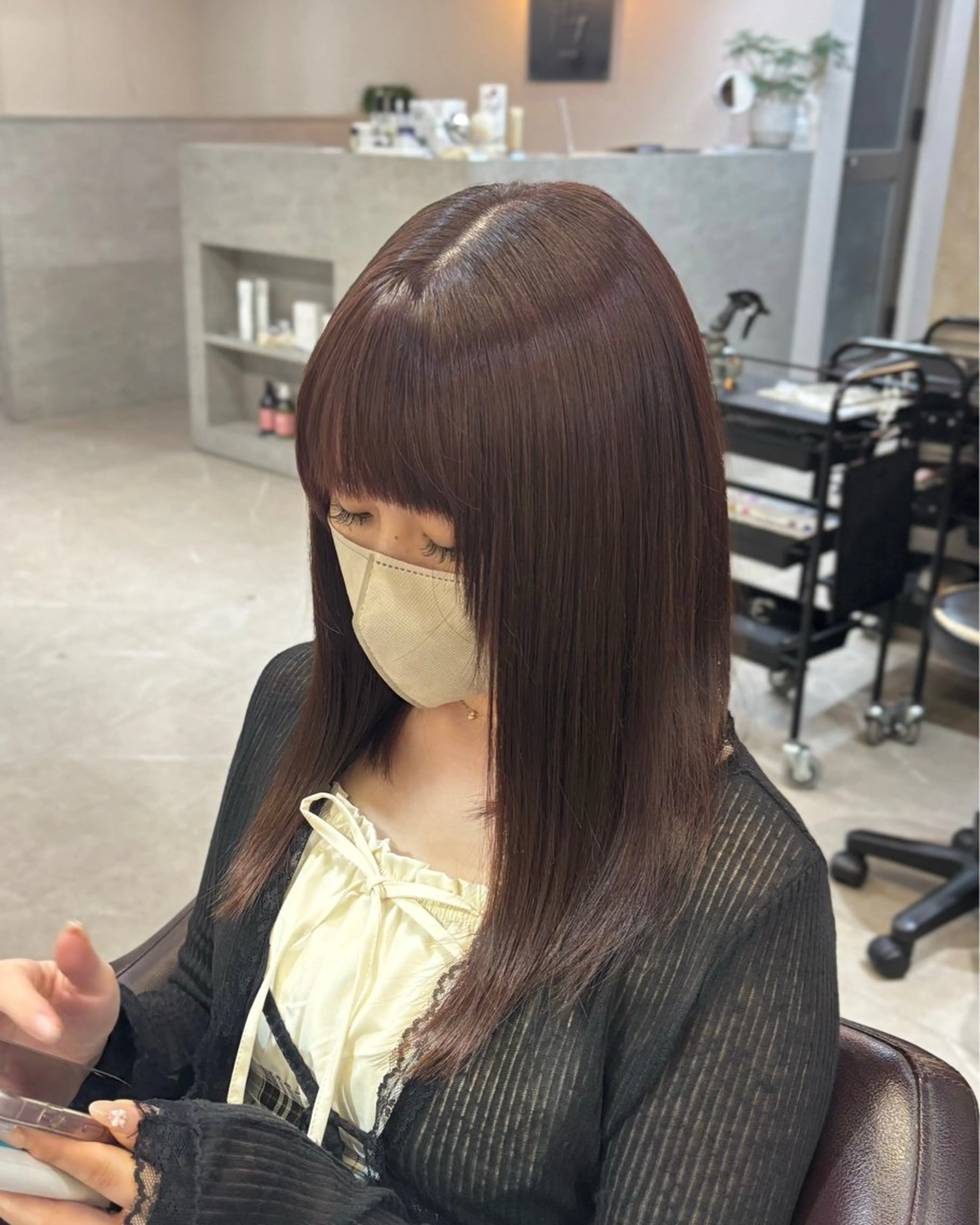 ミディアム カラー ブラウンカラー ピンクカラー ピンクブラウン FlagHAIR所属・浦川 まどかのヘアスタイル