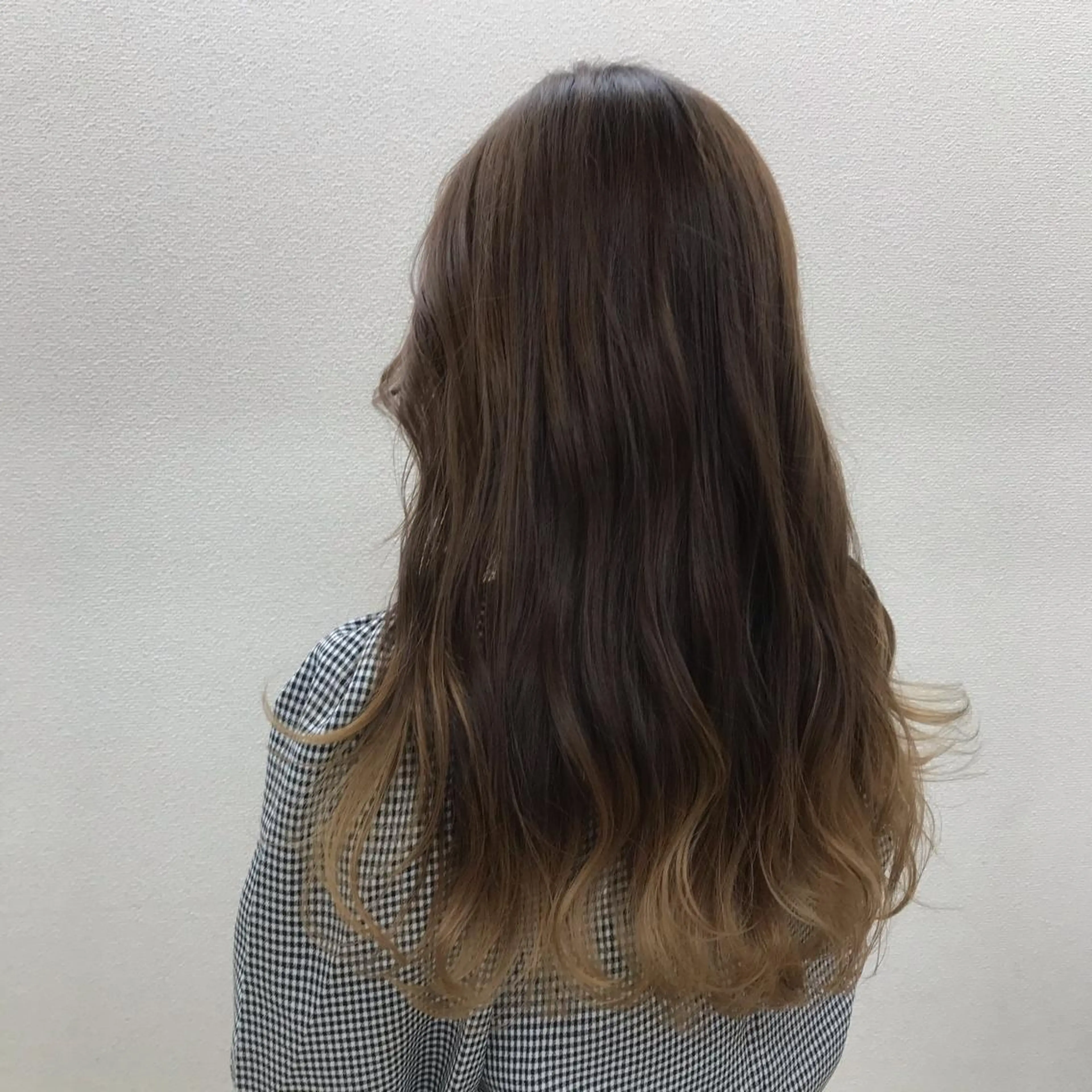 セミロング 松本平太郎美容室大宮店所属・もりたみかこ 美容師お休み中のヘアスタイル