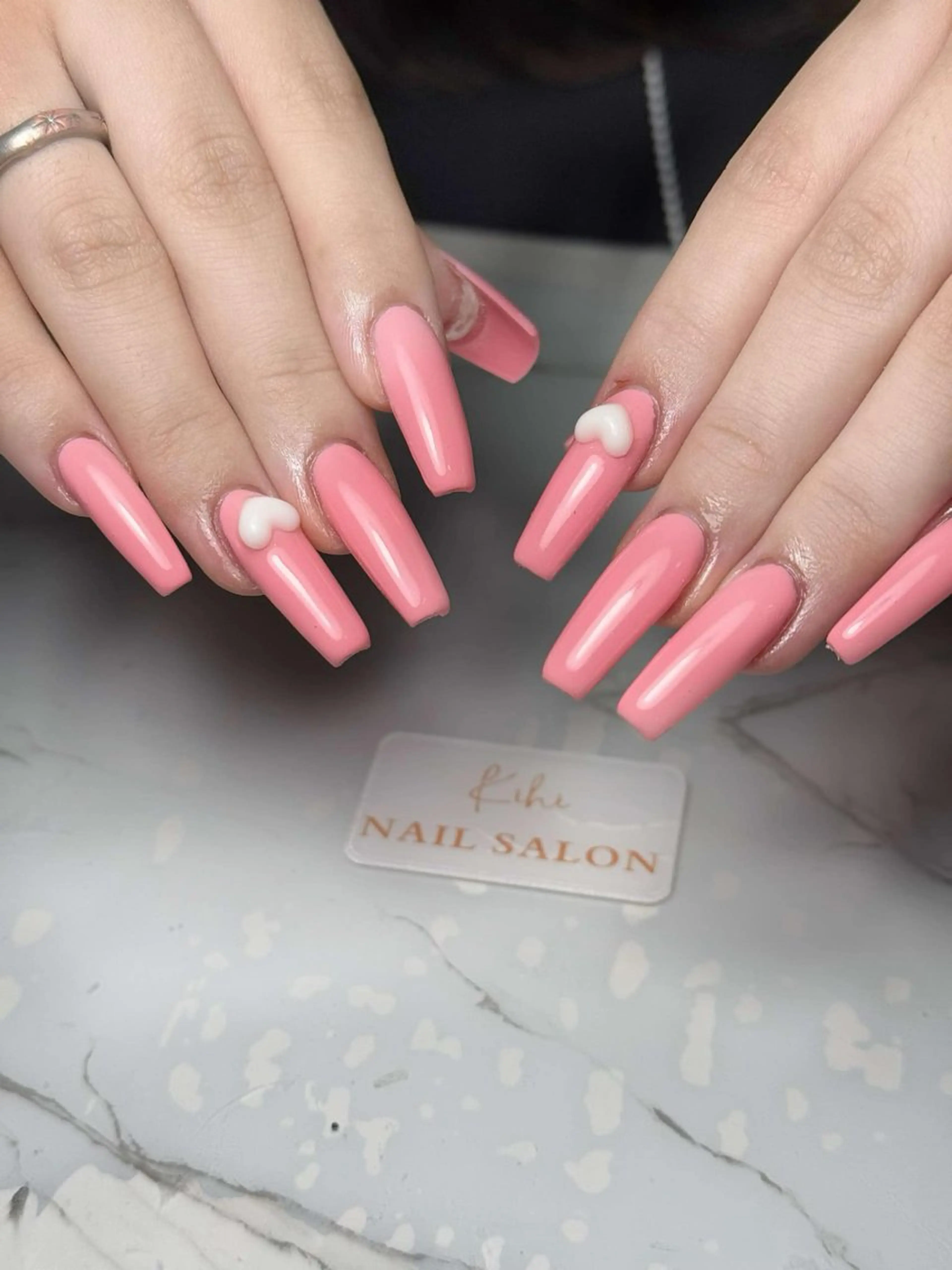 ネイル アートネイル フレンチネイル ジェルネイル グラデーション 韓国ネイル ハンドネイル 💕鈴木ユリ パラジェル/オフ無料のネイルデザイン