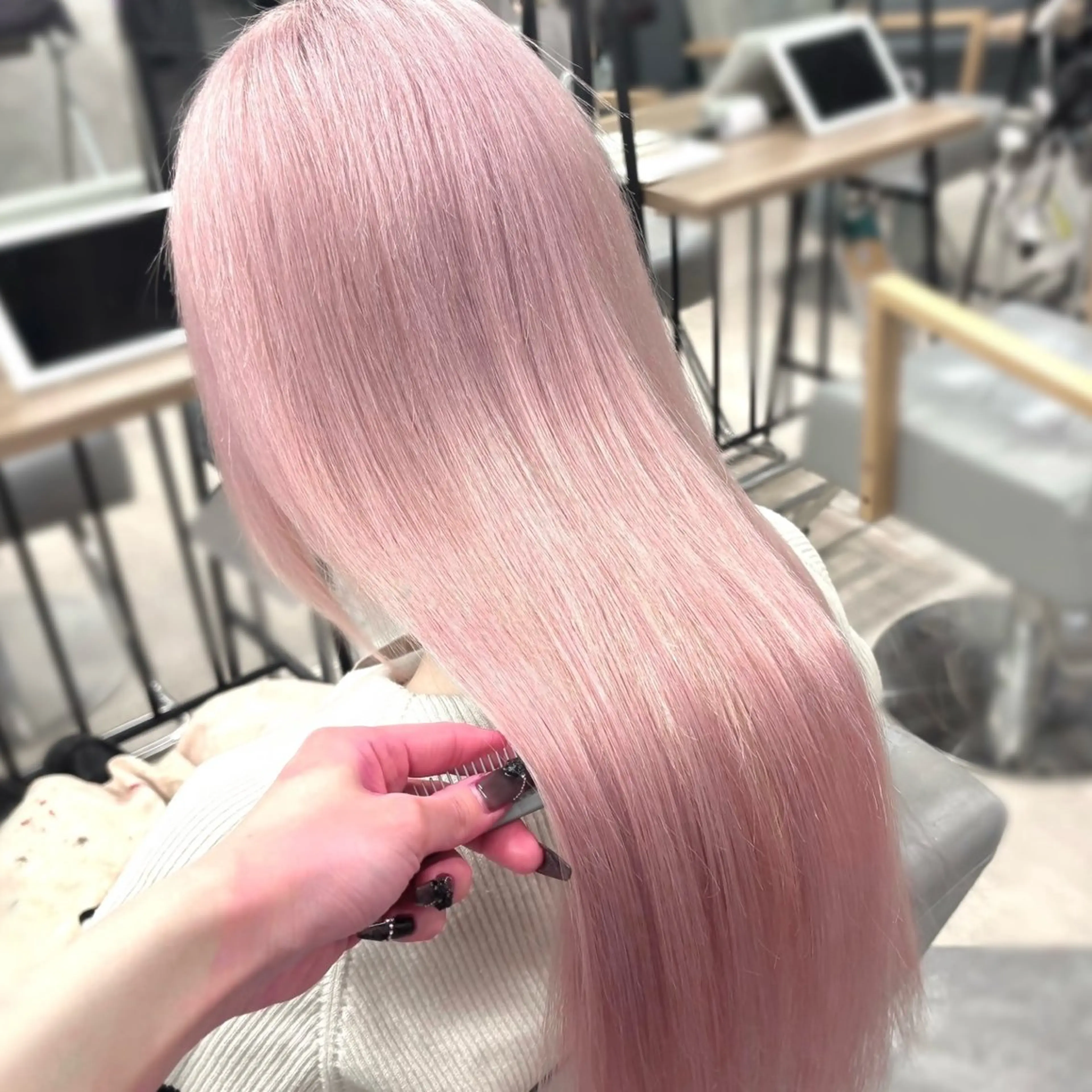 ロング ヘアカラー トリートメント ハイトーン×エクステ 💞くるみのヘアスタイル