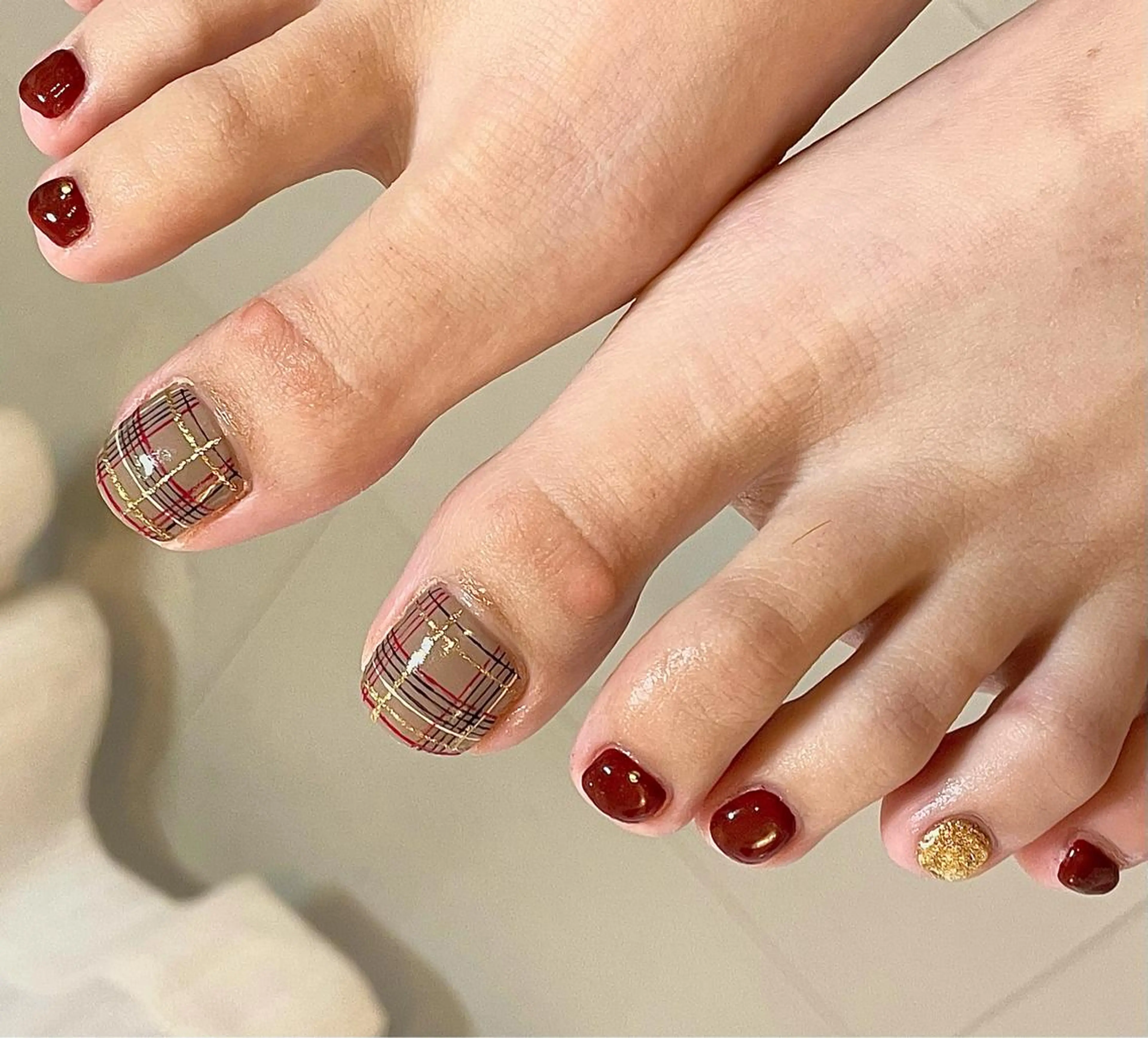 ショート カラー パーマ ヘアアレンジ メンズ キッズ ネイル マツエク・マツパ ボルドーカラー ボルドー ハンドネイル ハンドケア nail&eye Aoのマツエク・マツパデザイン