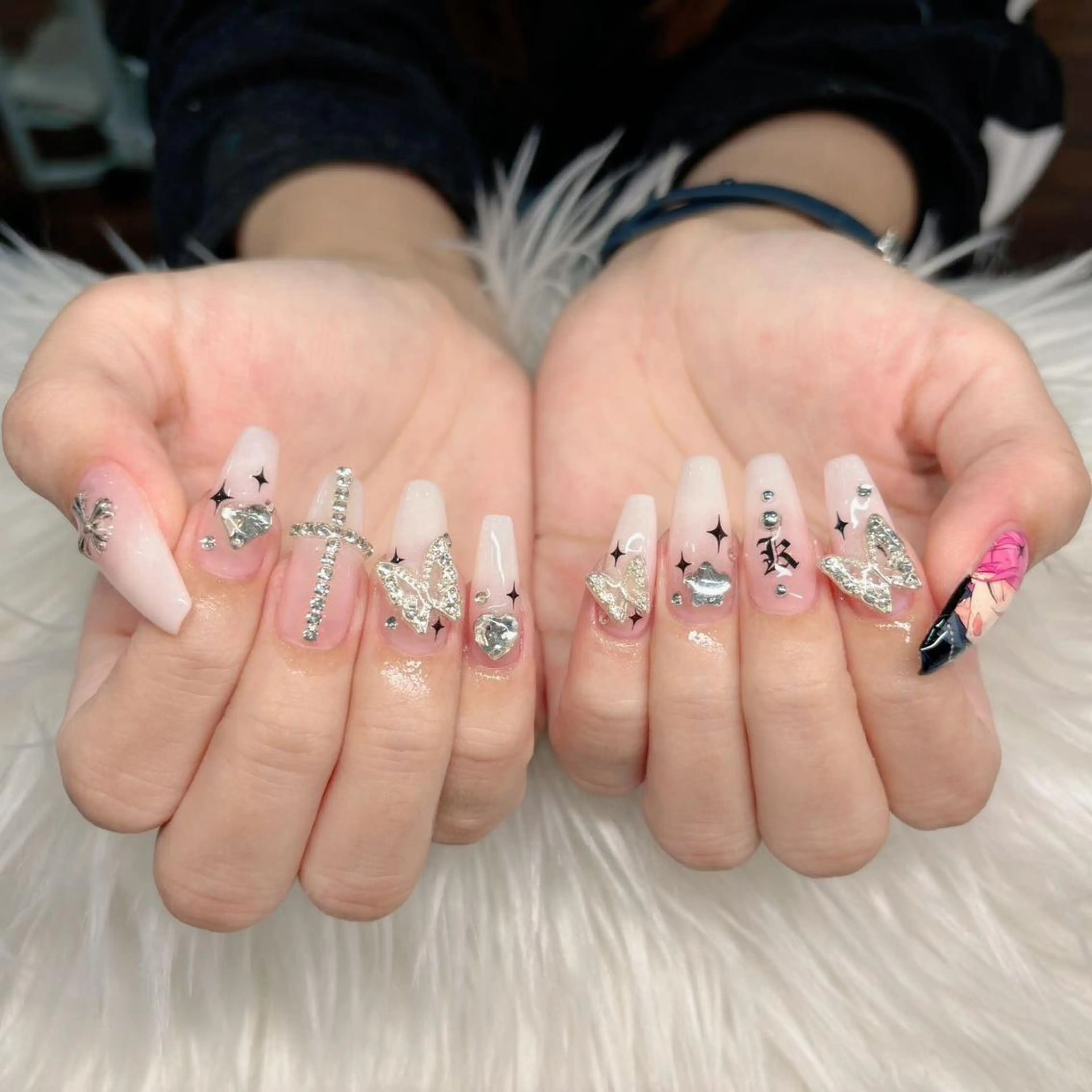 ネイル 長さ出し ジェルネイル 韓国ネイル 持ち込み パラジェル ハンドネイル ハンドケア Hana Bloom Nail💜Akiのネイルデザイン