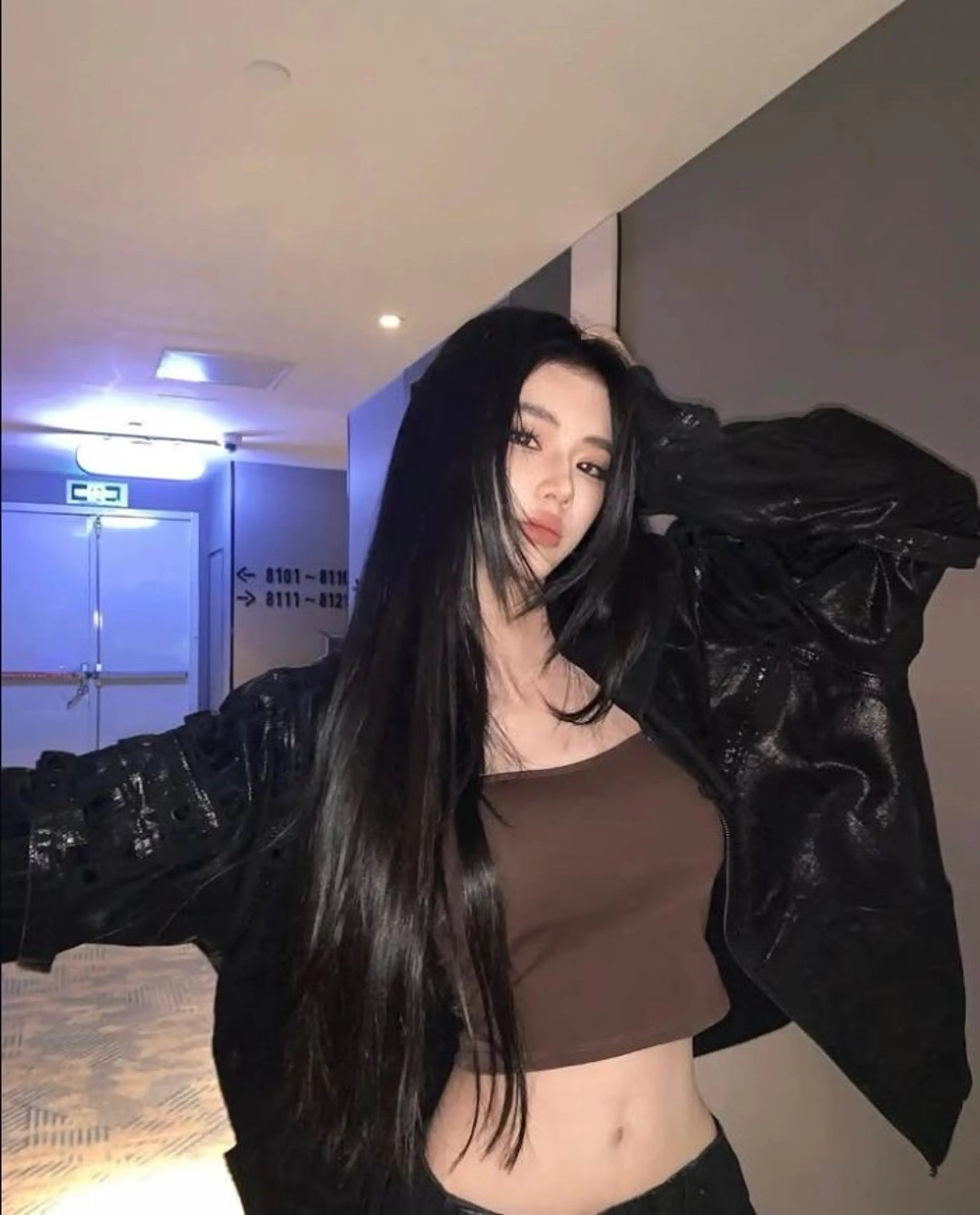 ロング カラー ヘアアレンジ カット ヘアカラー トリートメント 大人っぽ中韓レディ ヘア🤍MAOのヘアスタイル