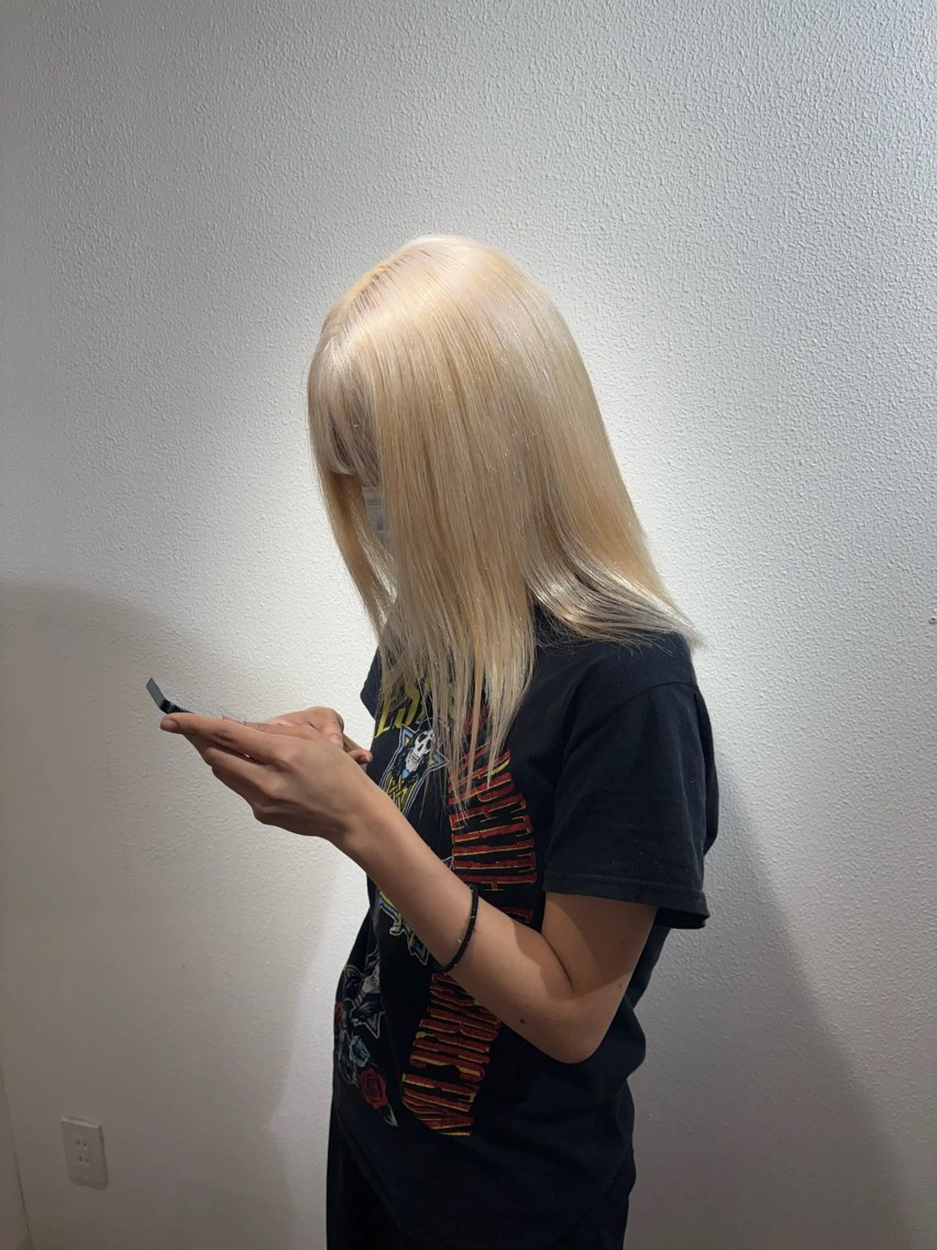 ロング カラー ブロンド ホワイトブロンド カット ヘアカラー Seleneコウキ ブリーチ/ハイトーンのヘアスタイル