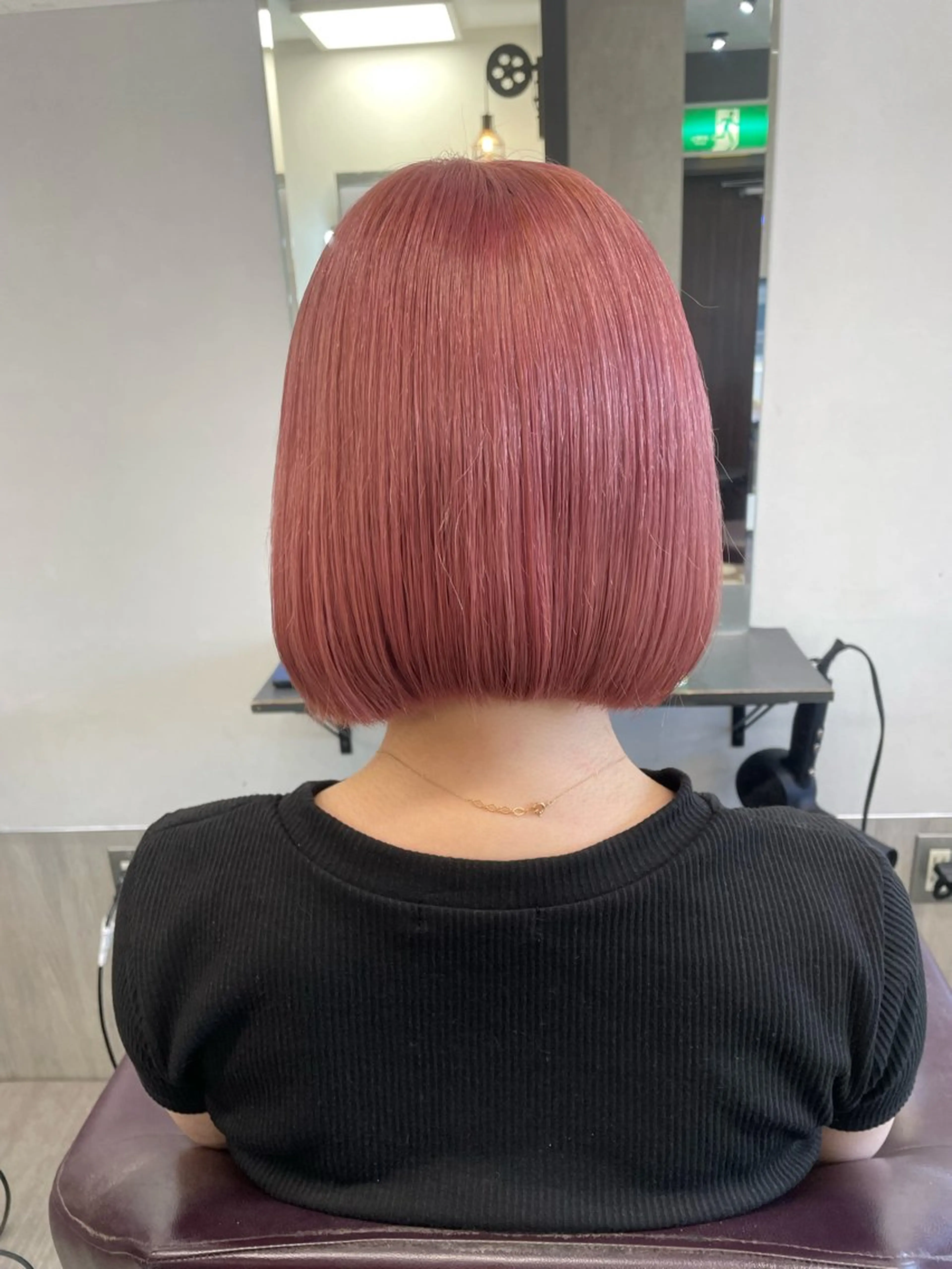 ショート ヘアカラー トリートメント JILL 橋本菜希のヘアスタイル