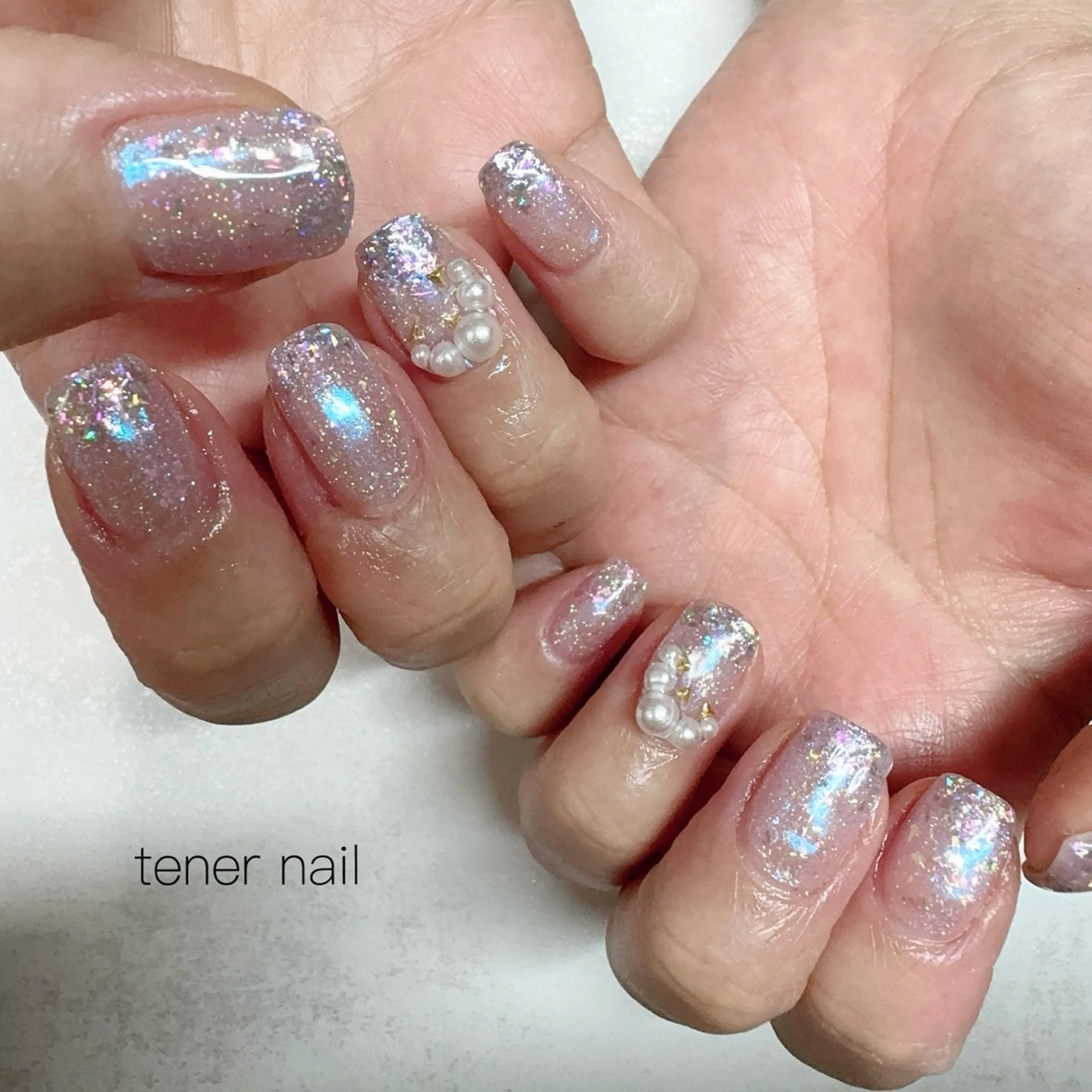 ネイル オーロラネイル ブルー ハンドネイル tener  nail  テネルネイル所属・テネルネイル tener nailのネイルデザイン
